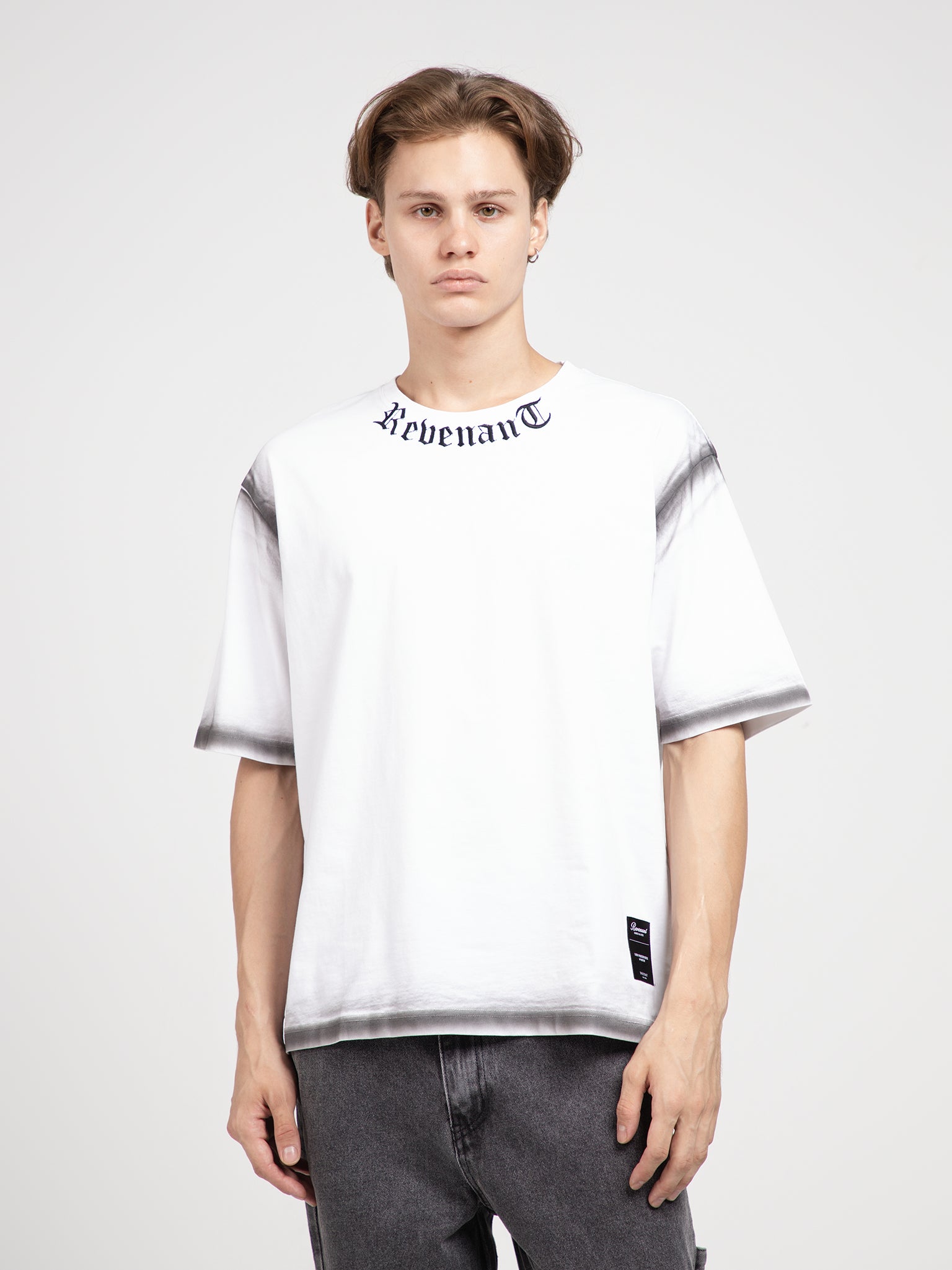 DEEDAT REVENANT Oversize Short Sleeve Tees - White