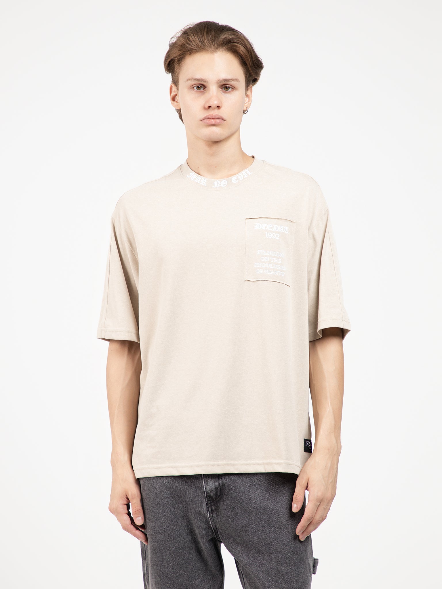 DEEDAT REVENANT Oversize Short Sleeve Tees - Beige