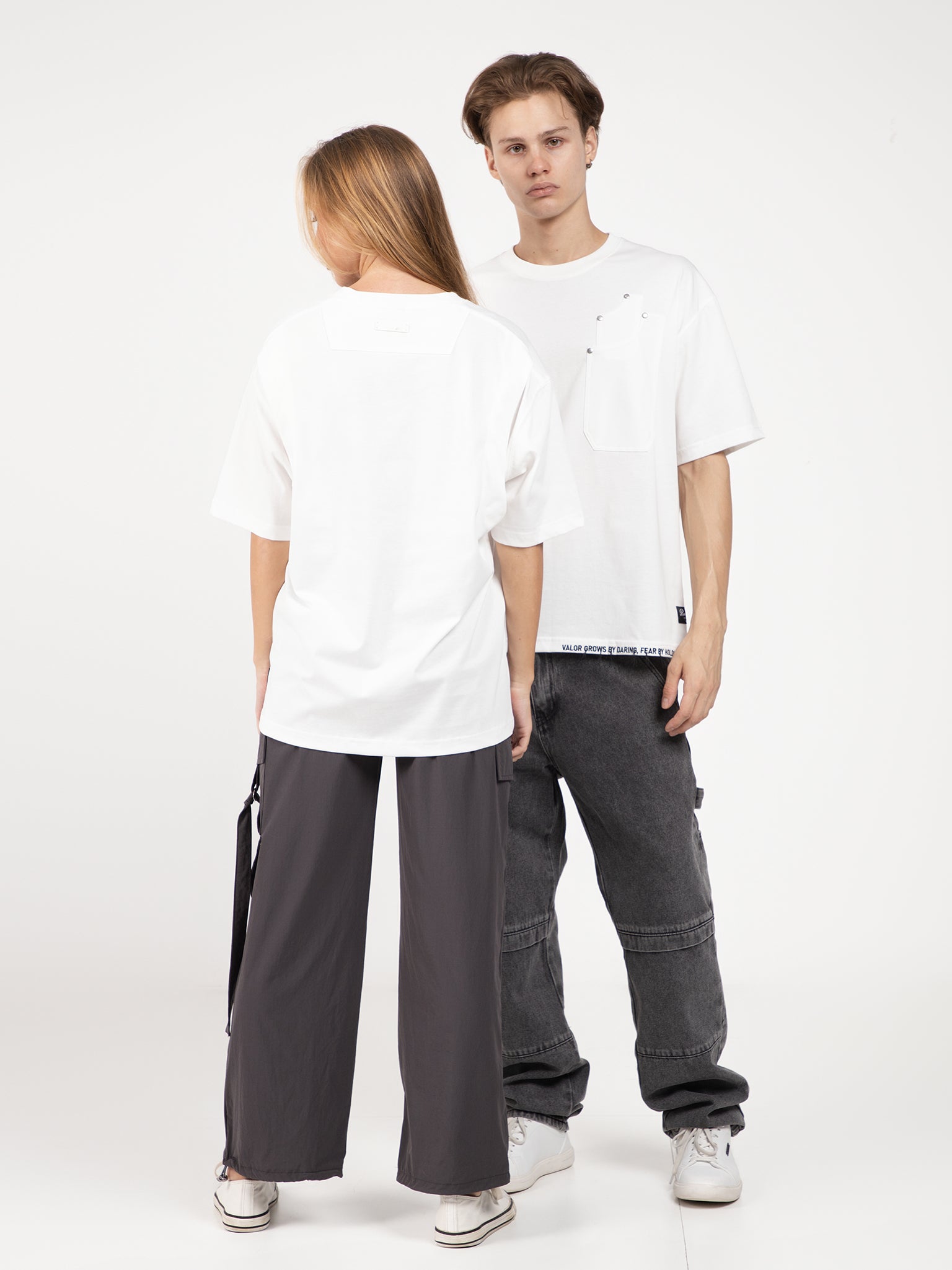 DEEDAT REVENANT Oversize Short Sleeve Tees - White