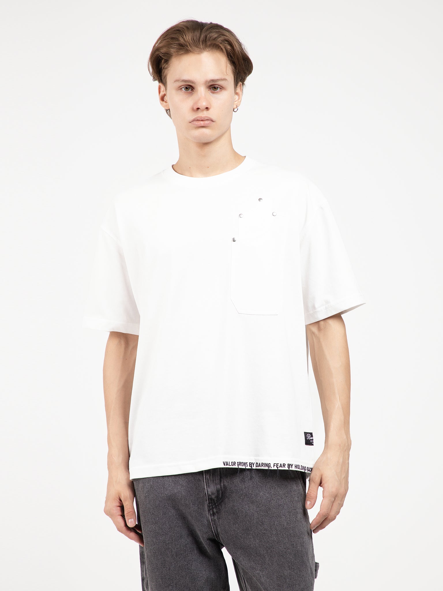 DEEDAT REVENANT Oversize Short Sleeve Tees - White
