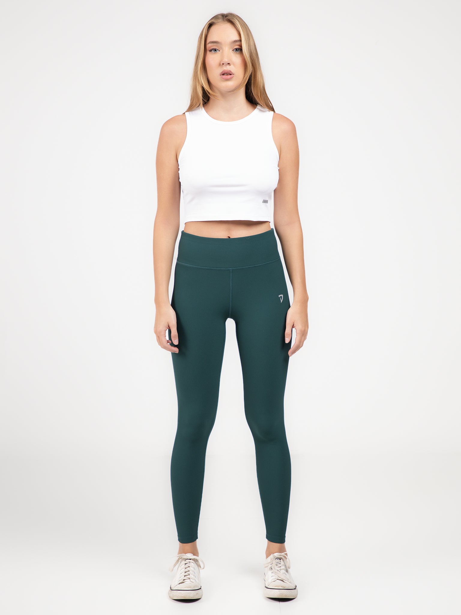 DEEDAT Performance Wear Tank Top - White