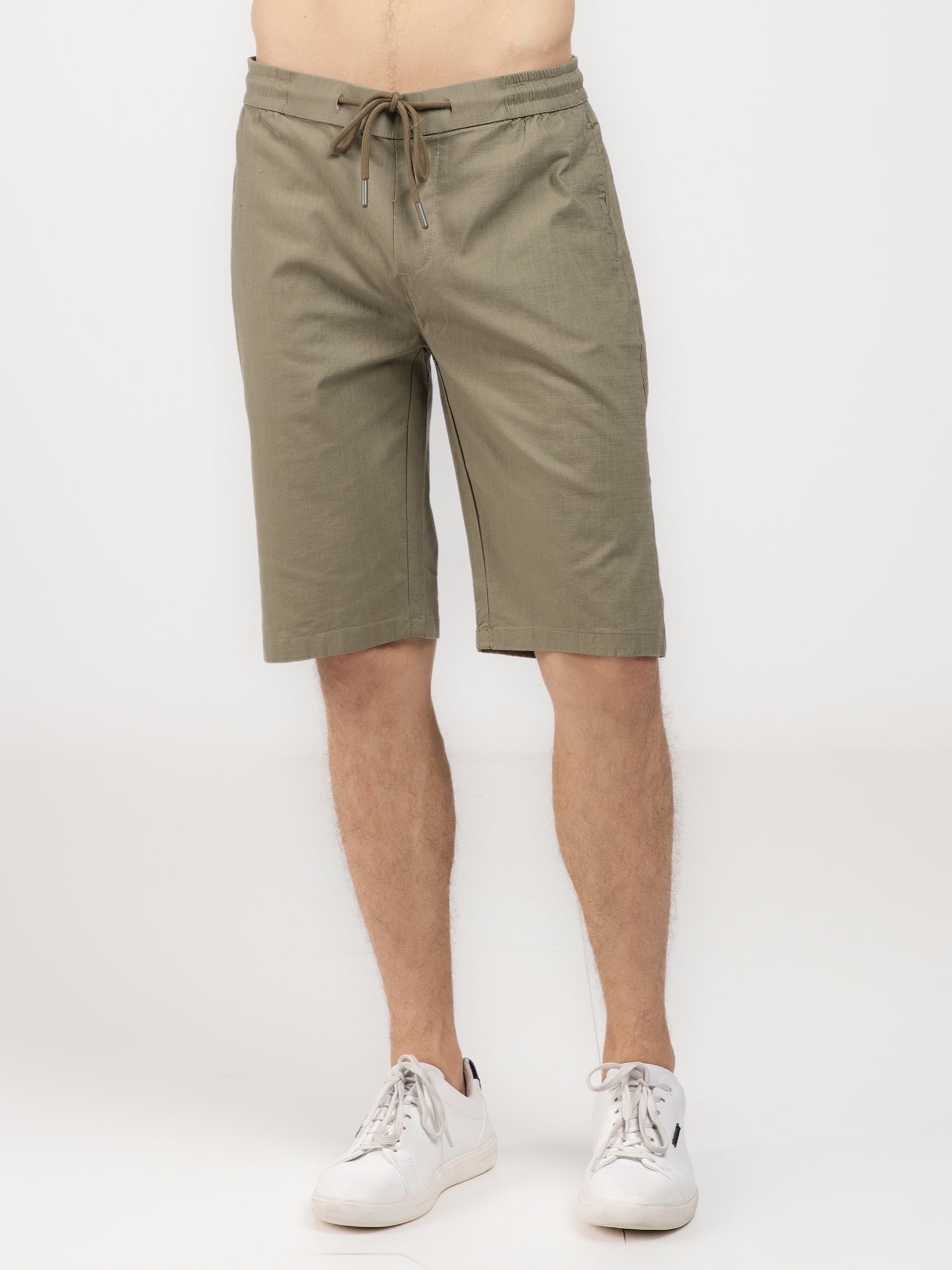DEEDAT Slim Fit Short - Olive