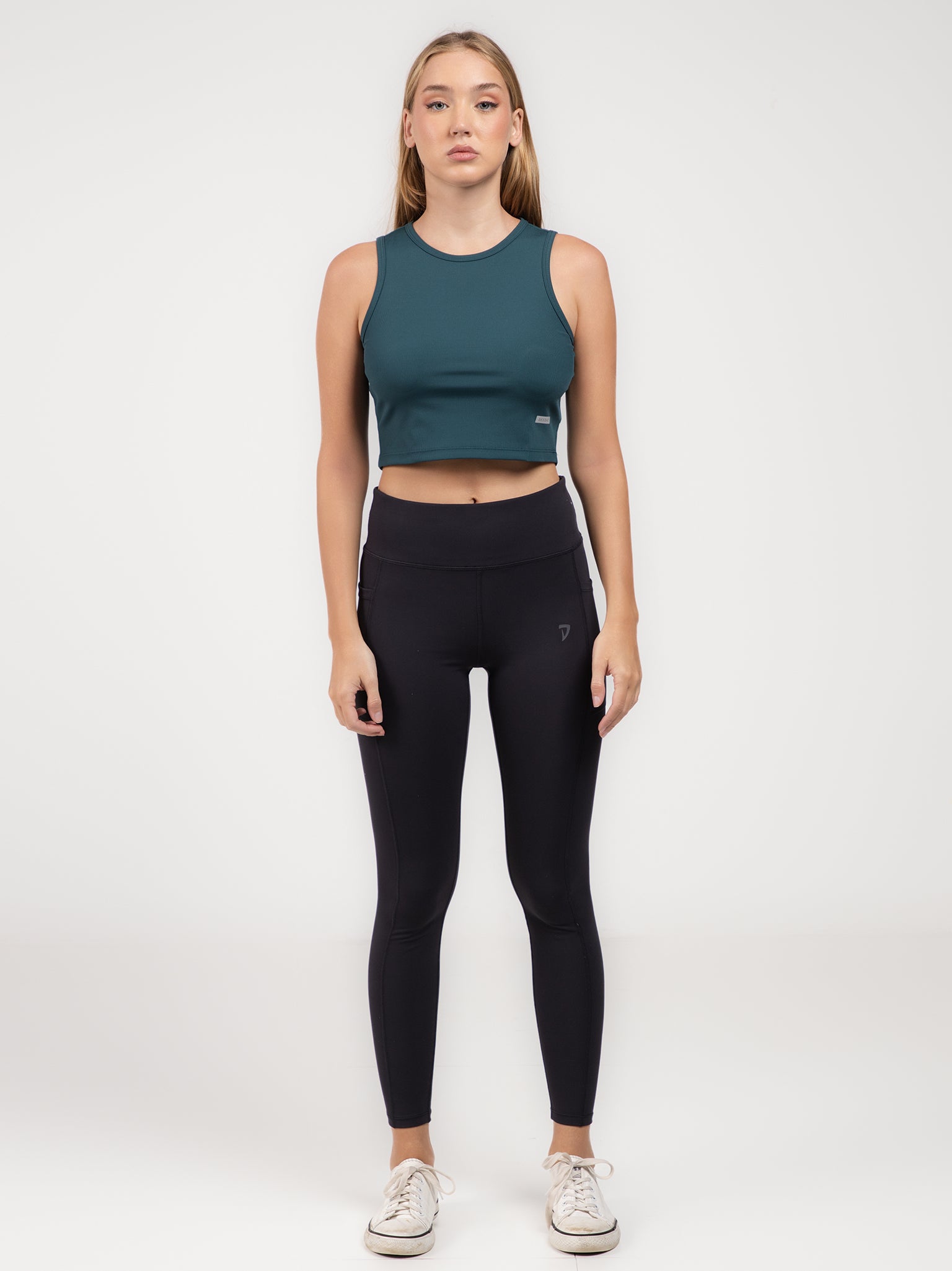 DEEDAT Women Performance Wear Legging - Black