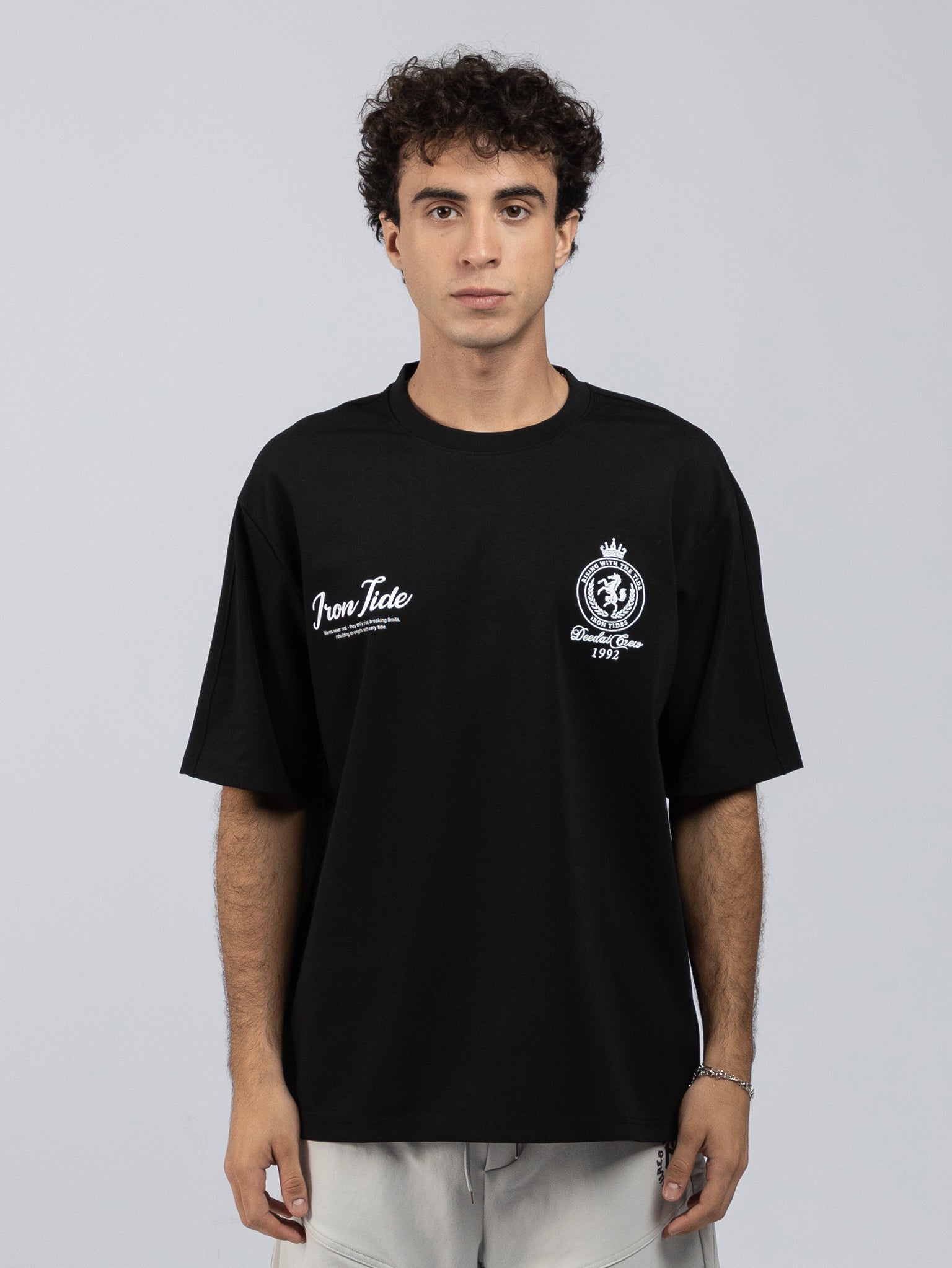 DEEDAT IRON TIDE Walker Oversized Tees - Black