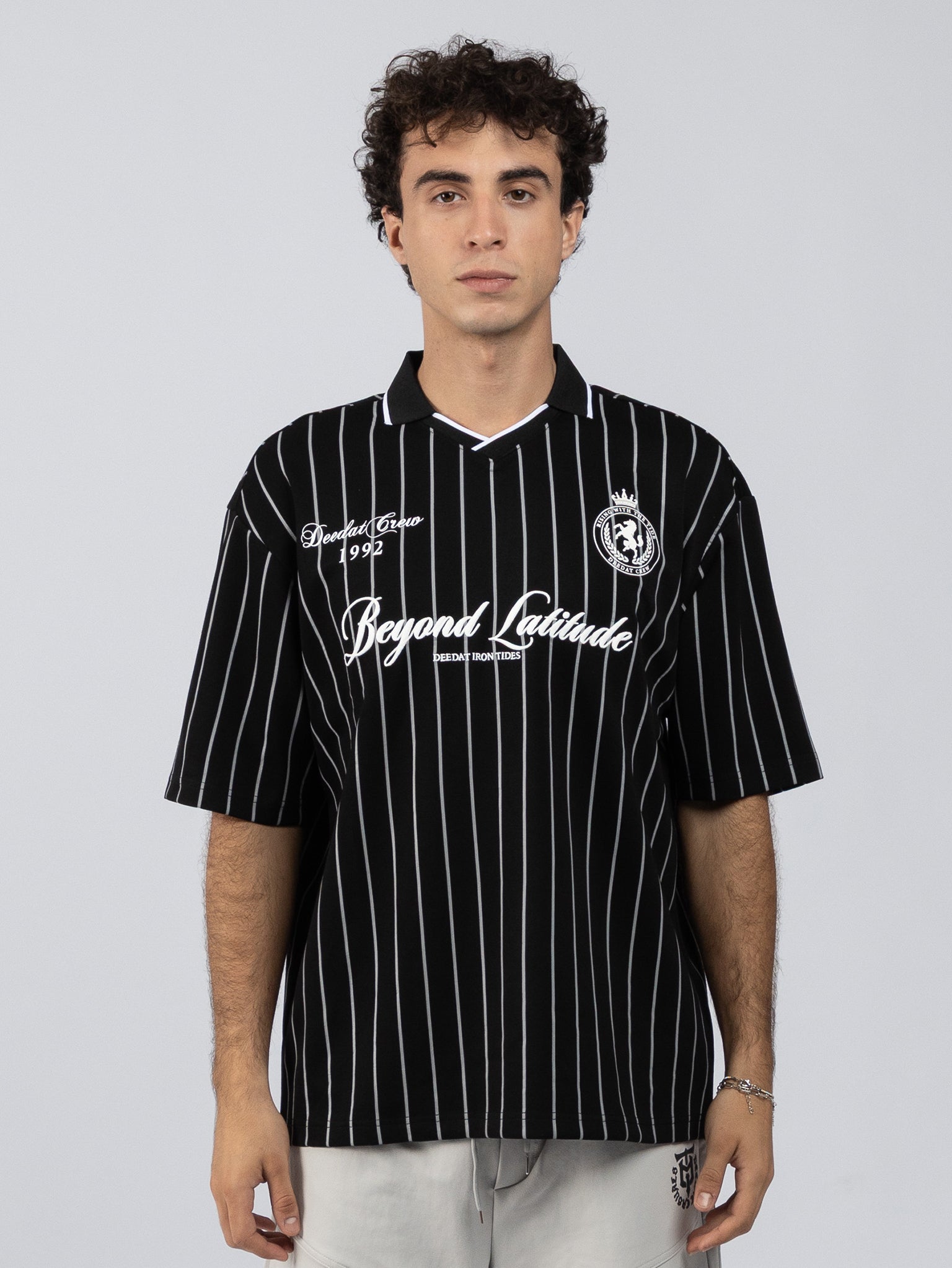 DEEDAT IRON TIDE Walker Oversized Tees - Black