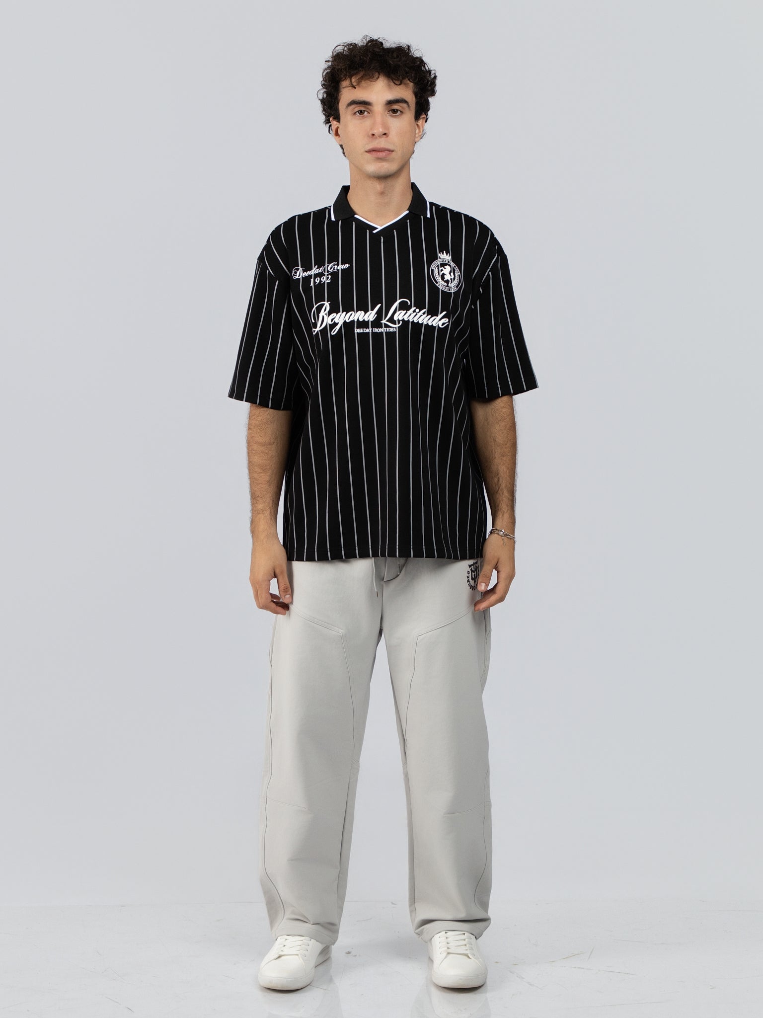 DEEDAT IRON TIDE Walker Oversized Tees - Black