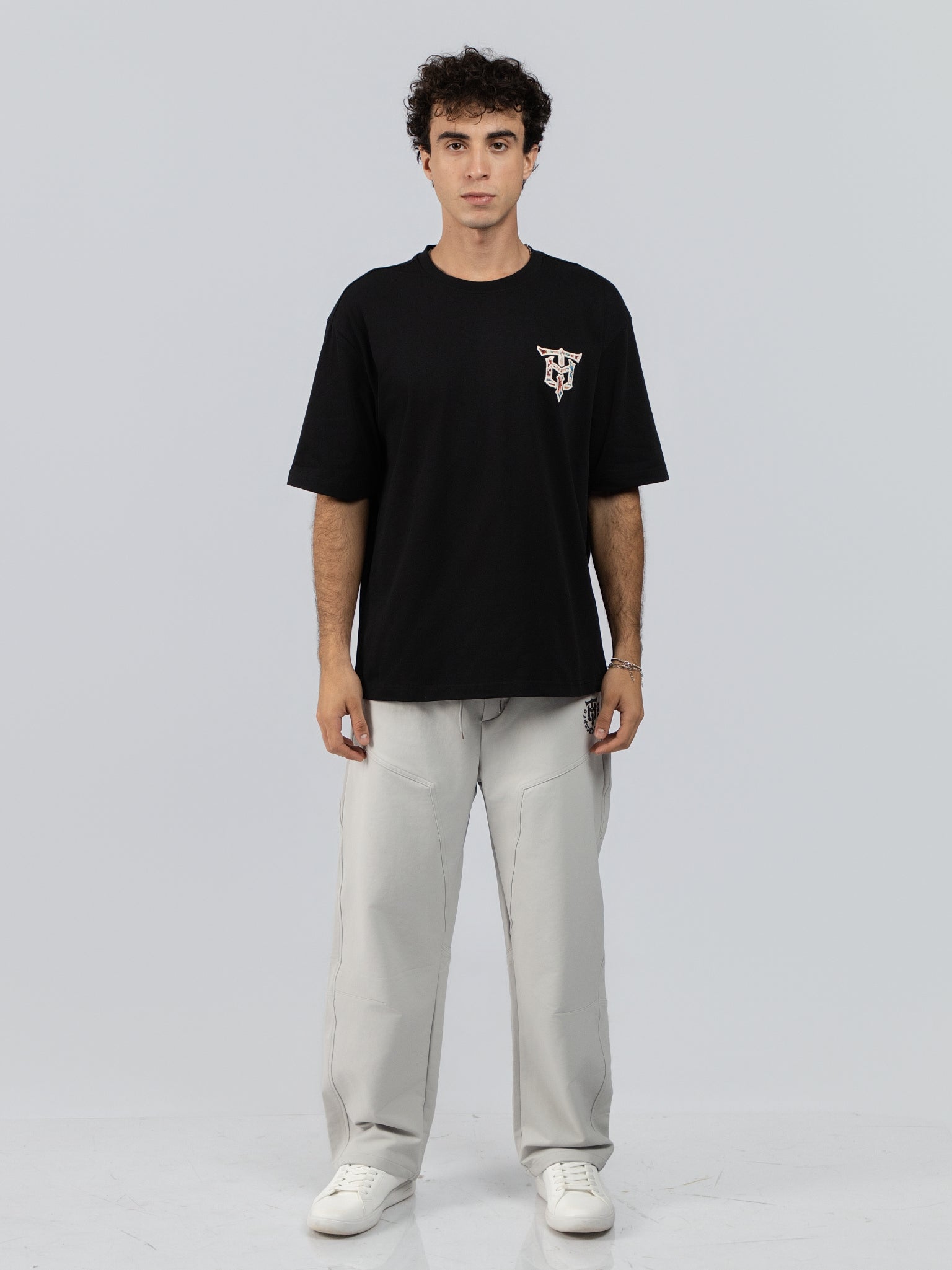 DEEDAT MNML WRLD Walker Oversize Tees - Black