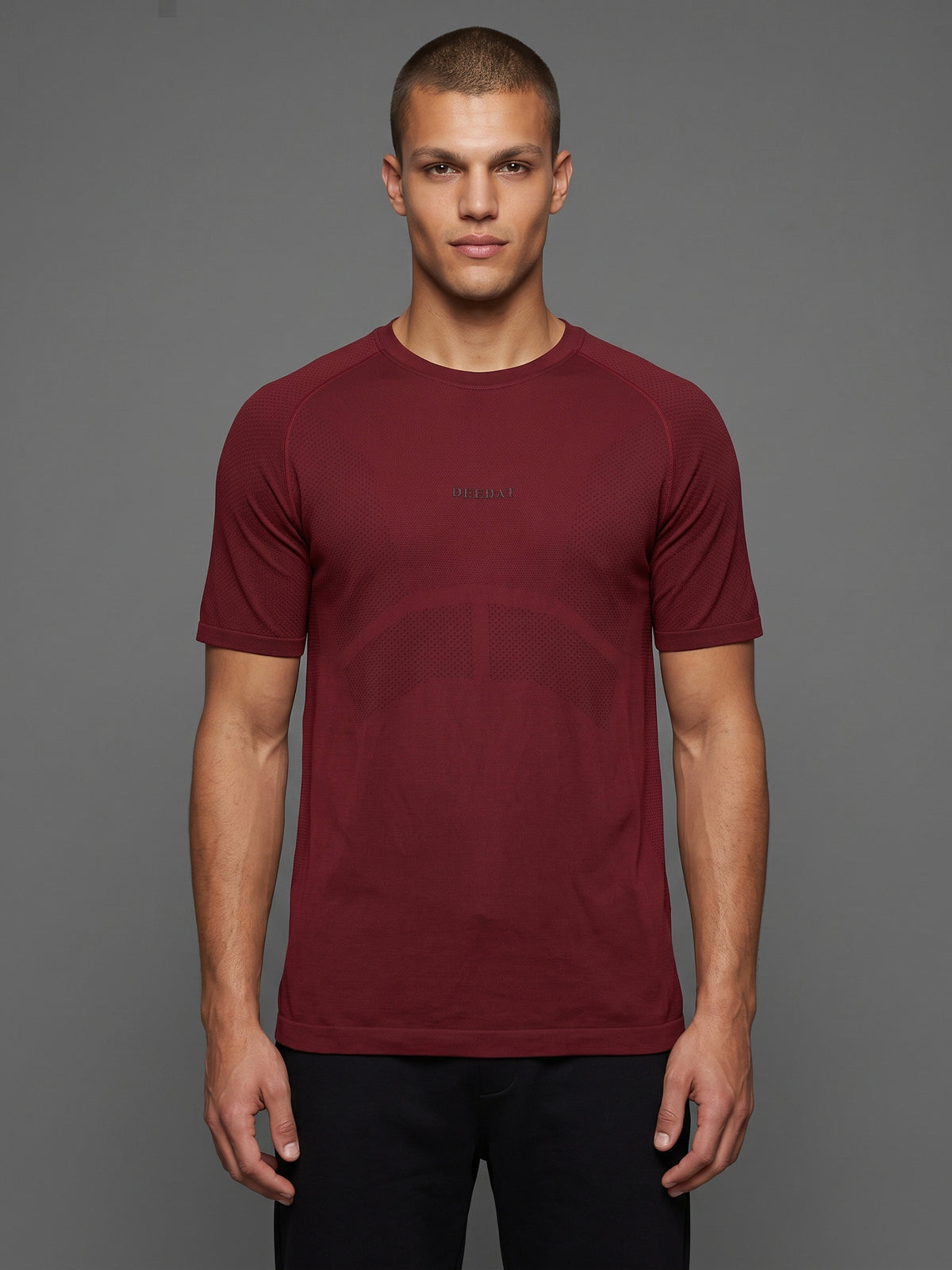 DEEDAT Performance Slim Fit Crew Neck Tees - Burgundy