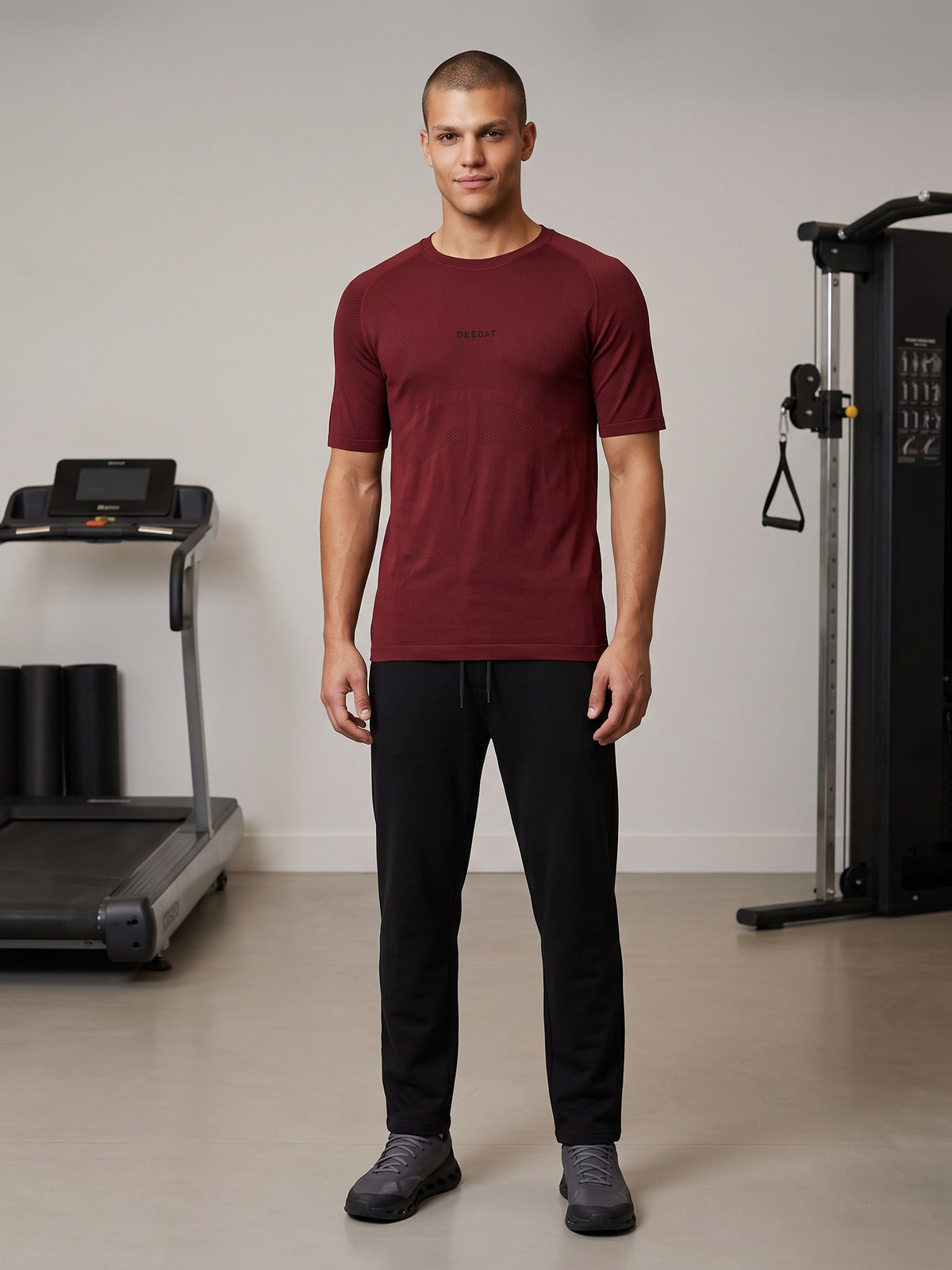DEEDAT Performance Slim Fit Crew Neck Tees - Burgundy