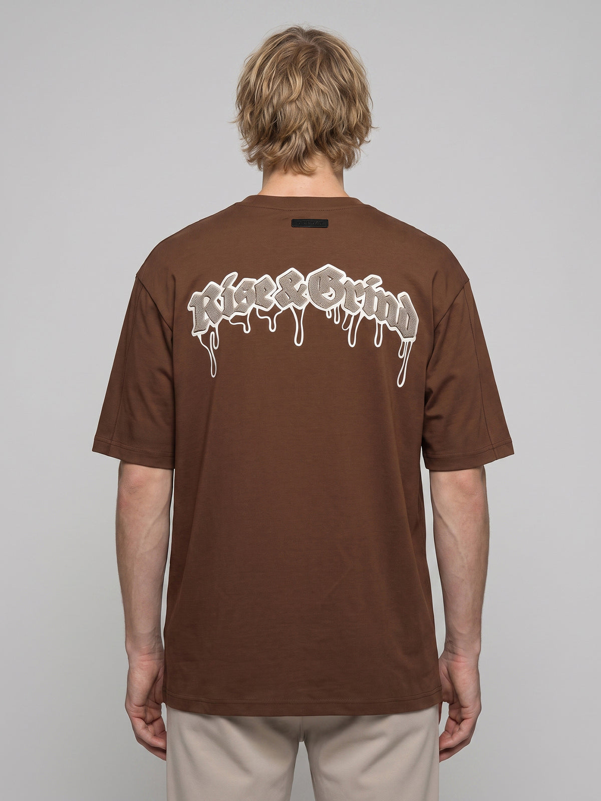DEEDAT MNML WRLD Walker Oversized Tees - Brown