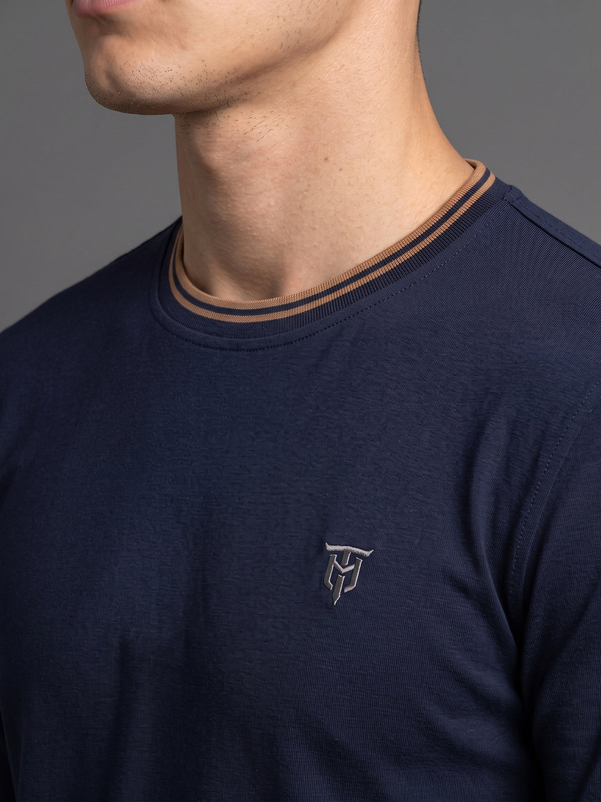 DEEDAT Short Sleeve Crew Neck Slim Fit Tees - Navy