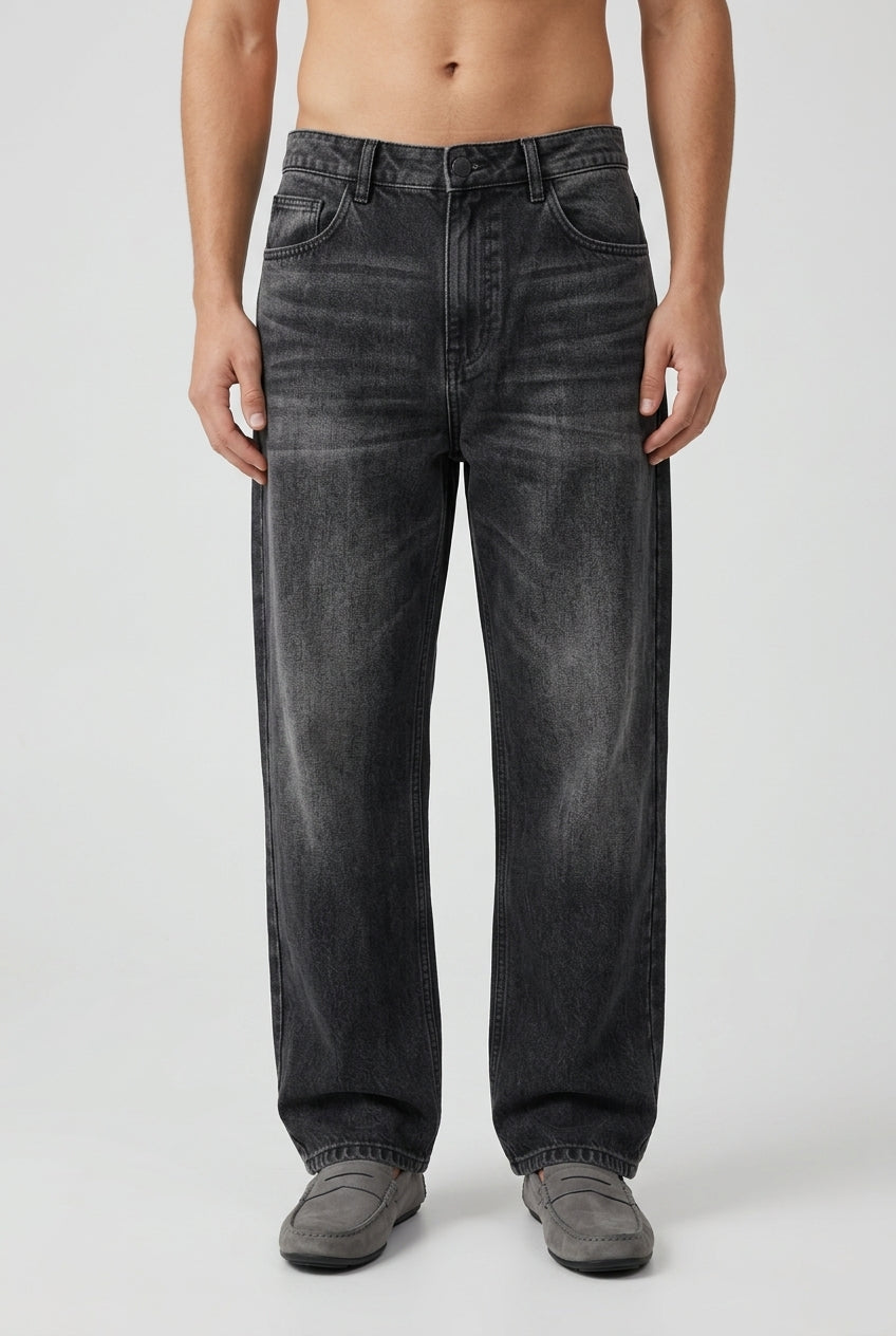 DEEDAT Loose Tapered Fit Jeans - Black