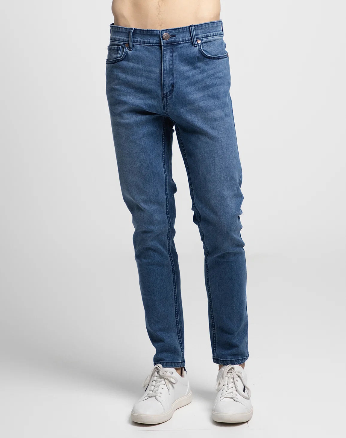 DEEDAT Tapered Fit Jeans -Blue