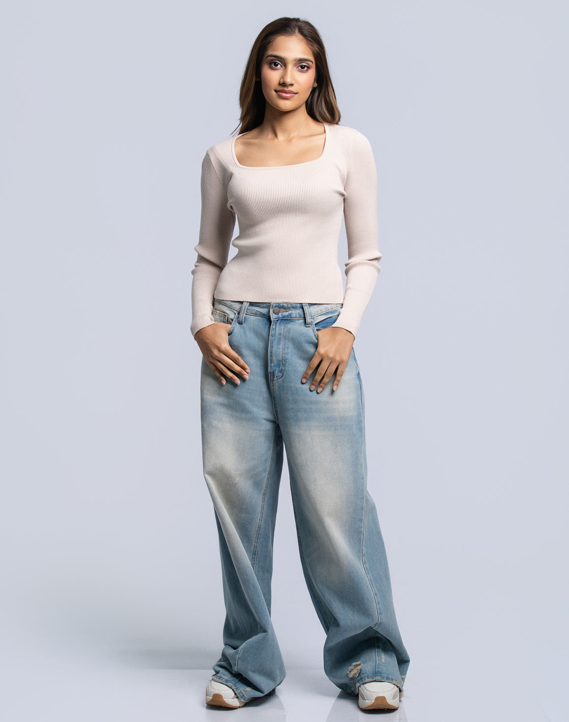 DEEDAT PORTOFINO Women's Square Neck Tees - Beige