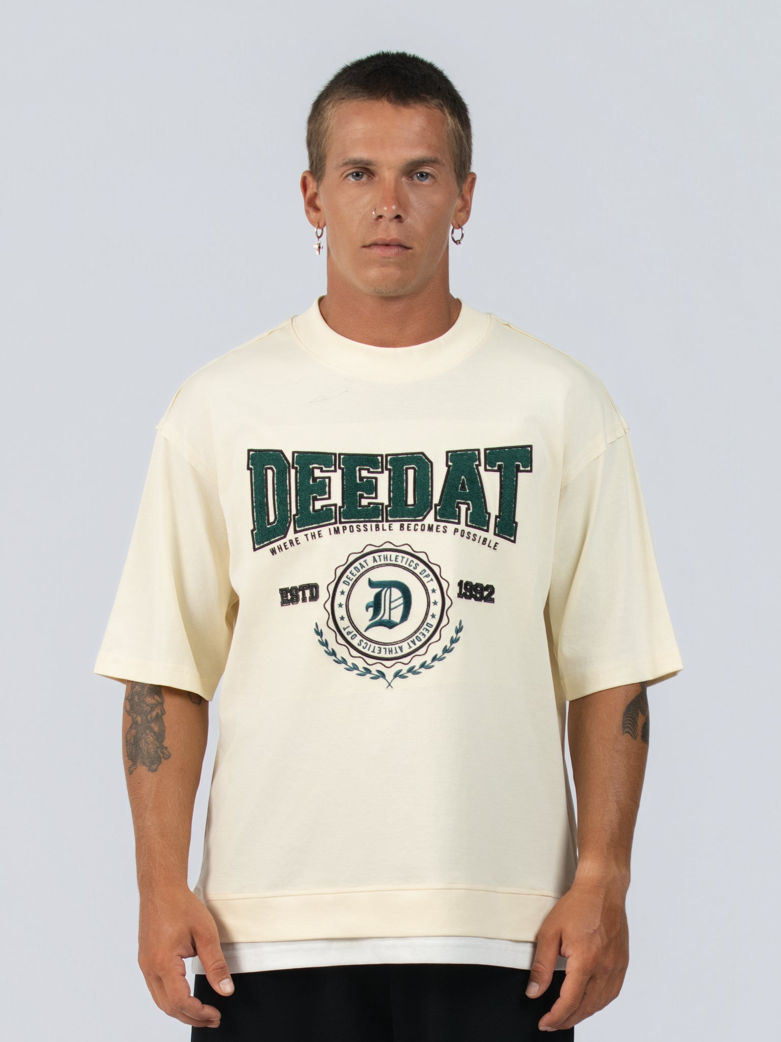 DEEDAT MNML WRLD WALKER Oversized Tee Shirt - Beige