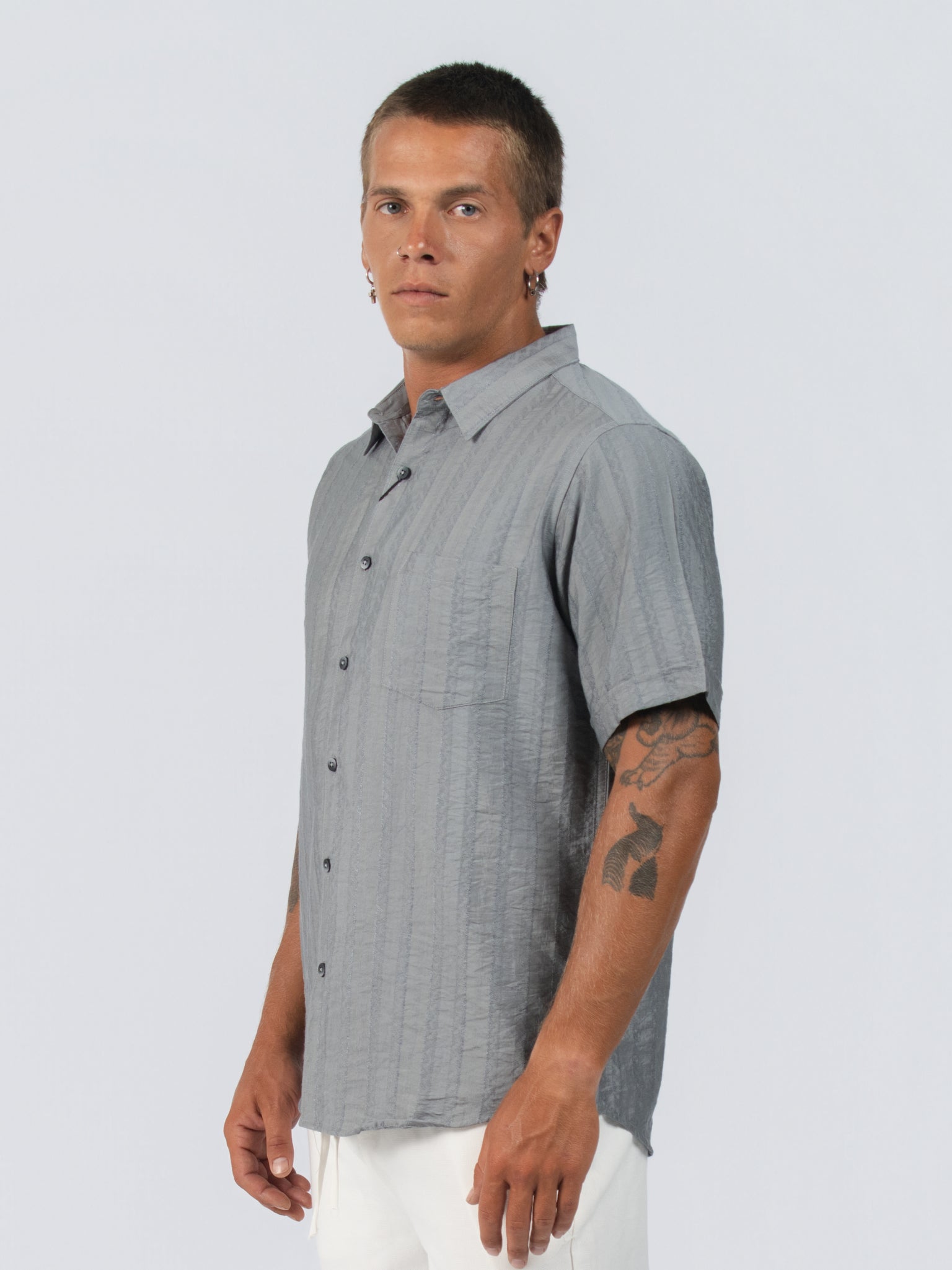 DEEDAT Slim Fit Short Sleeve Shirt - Grey