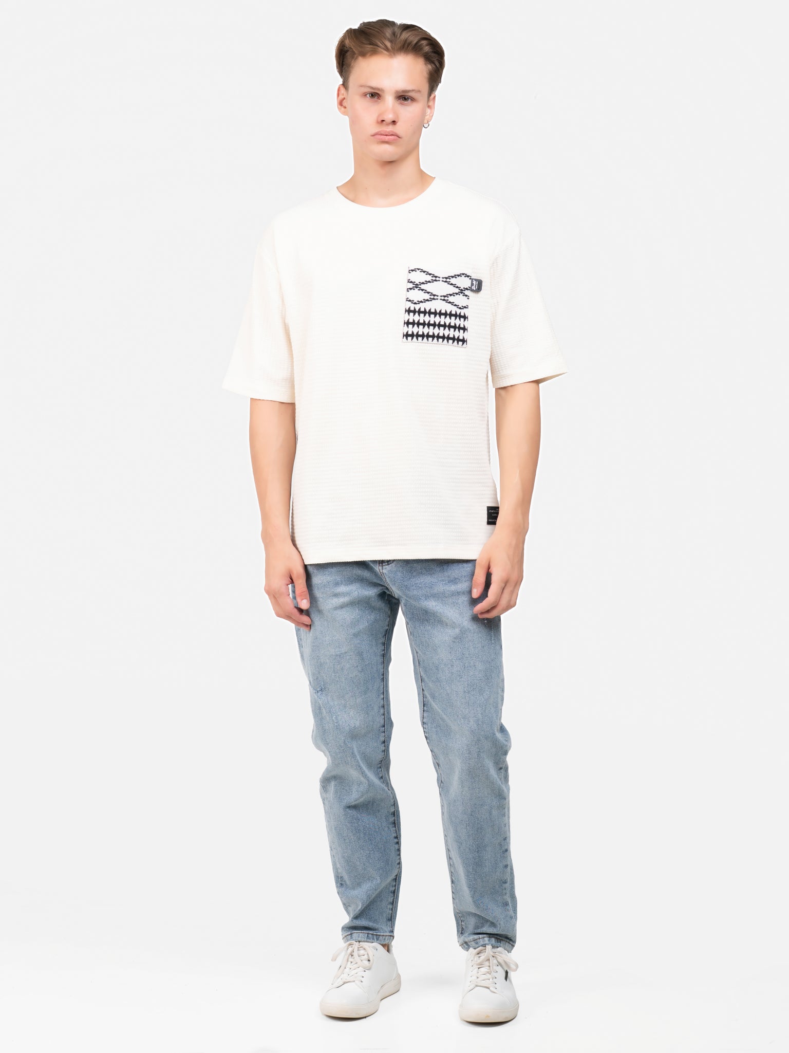 DEEDAT Tapered Fit Jeans - Blue