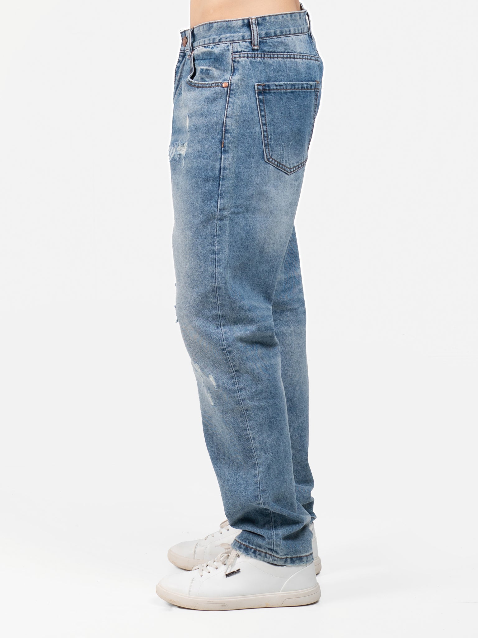 DEEDAT Tapered Fit Jeans - Light Blue