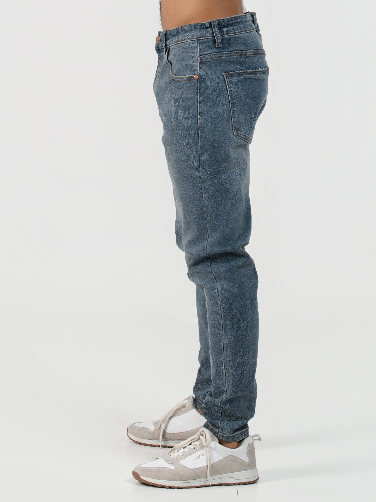 DEEDAT Tapered Fit Jeans -Blue