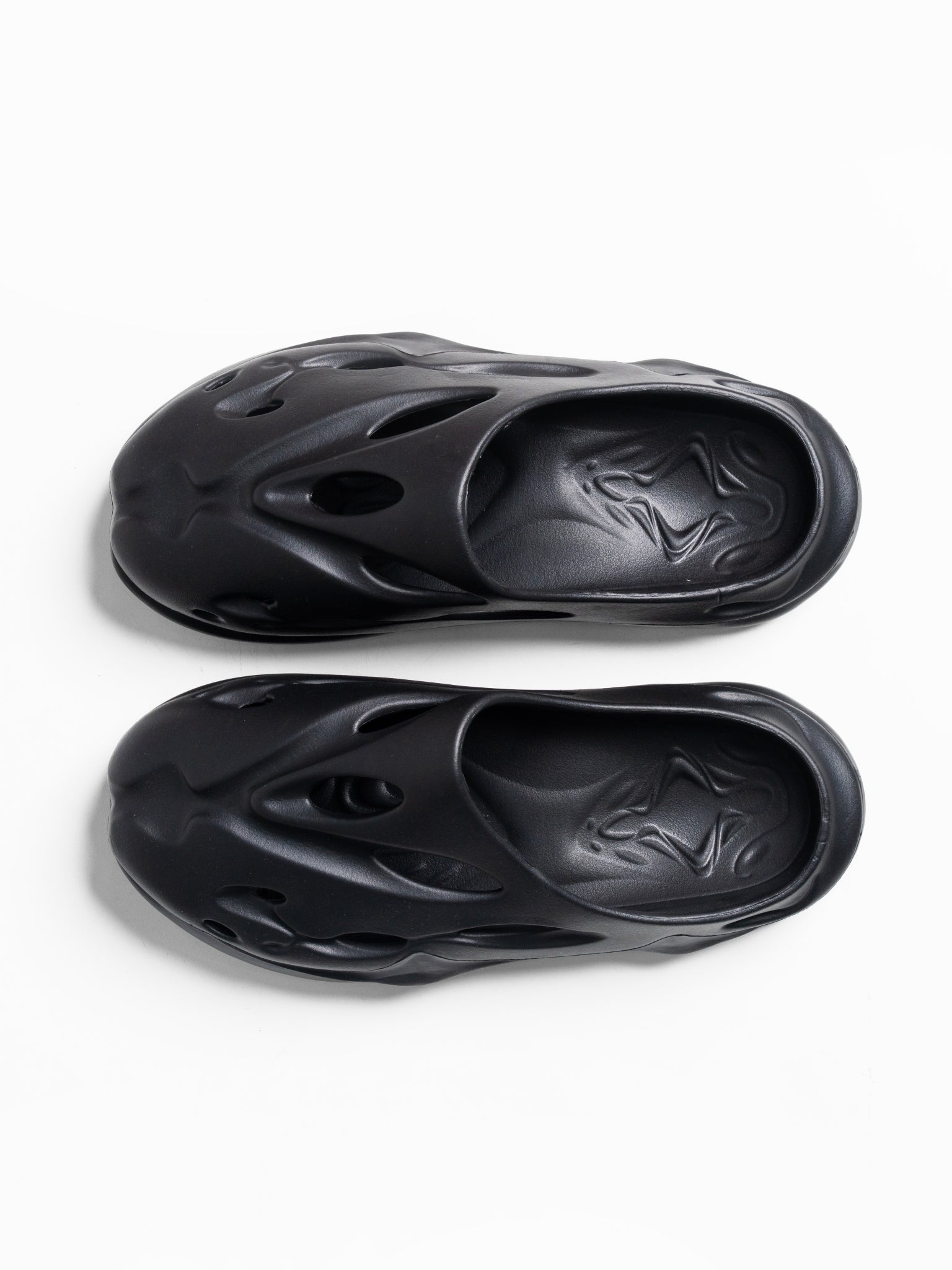 DEEDAT Casual Sandals - Black