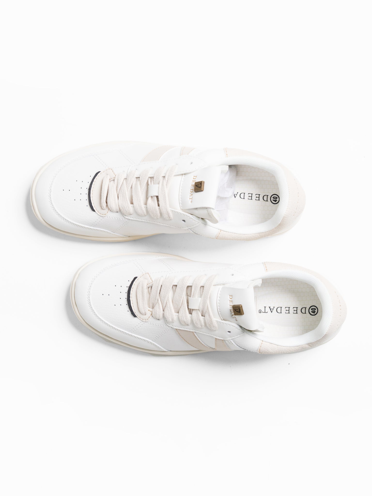 DEEDAT Casual Sneakers - White & Beige