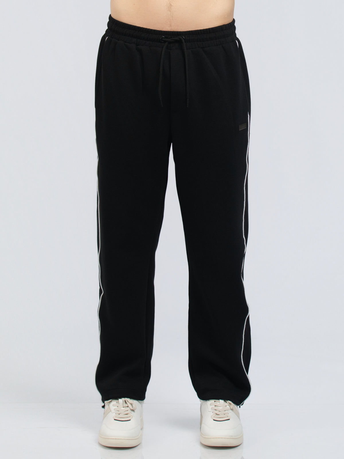 DEEDAT MNML WRLD oversized Bottom - Black