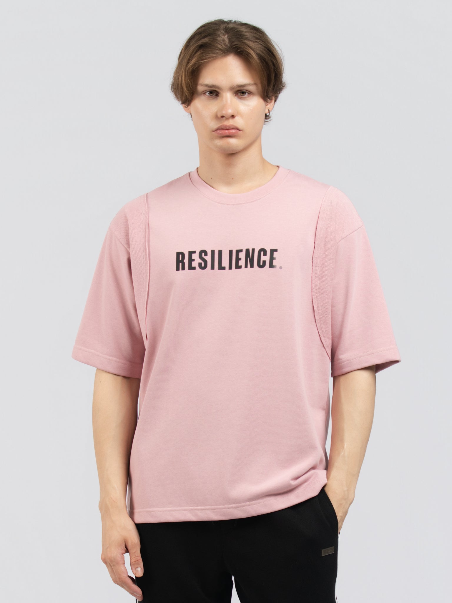 DEEDAT MNML WRLD WALKER Oversized Tee Shirt - Pink