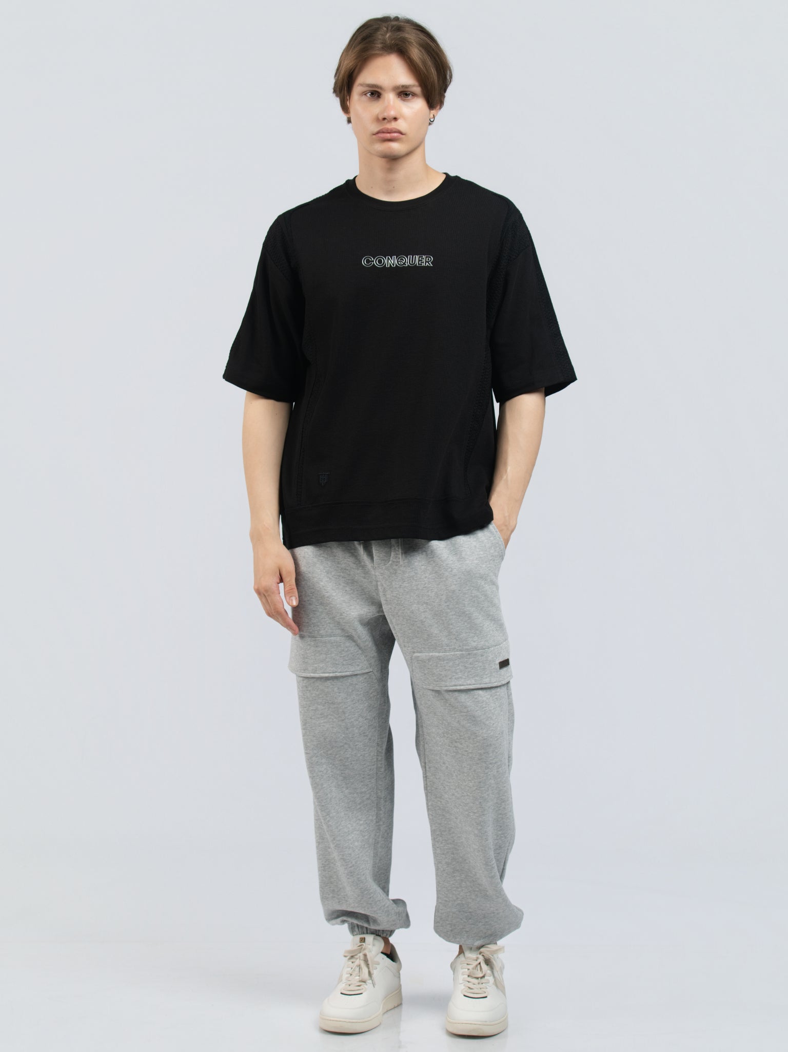 DEEDAT MNML WRLD WALKER Oversized Tee Shirt - Black