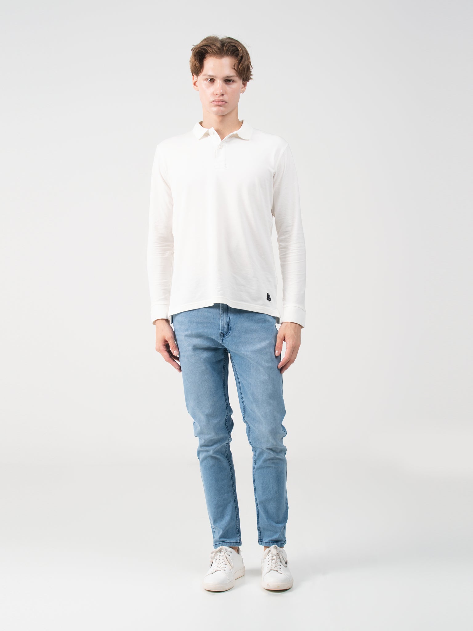 DEEDAT Tapered Fit Jeans - Light Blue