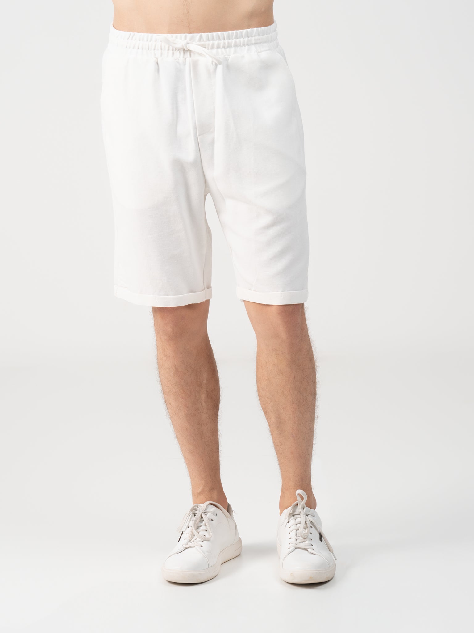 DEEDAT NATURE VERSE Casual Short - White