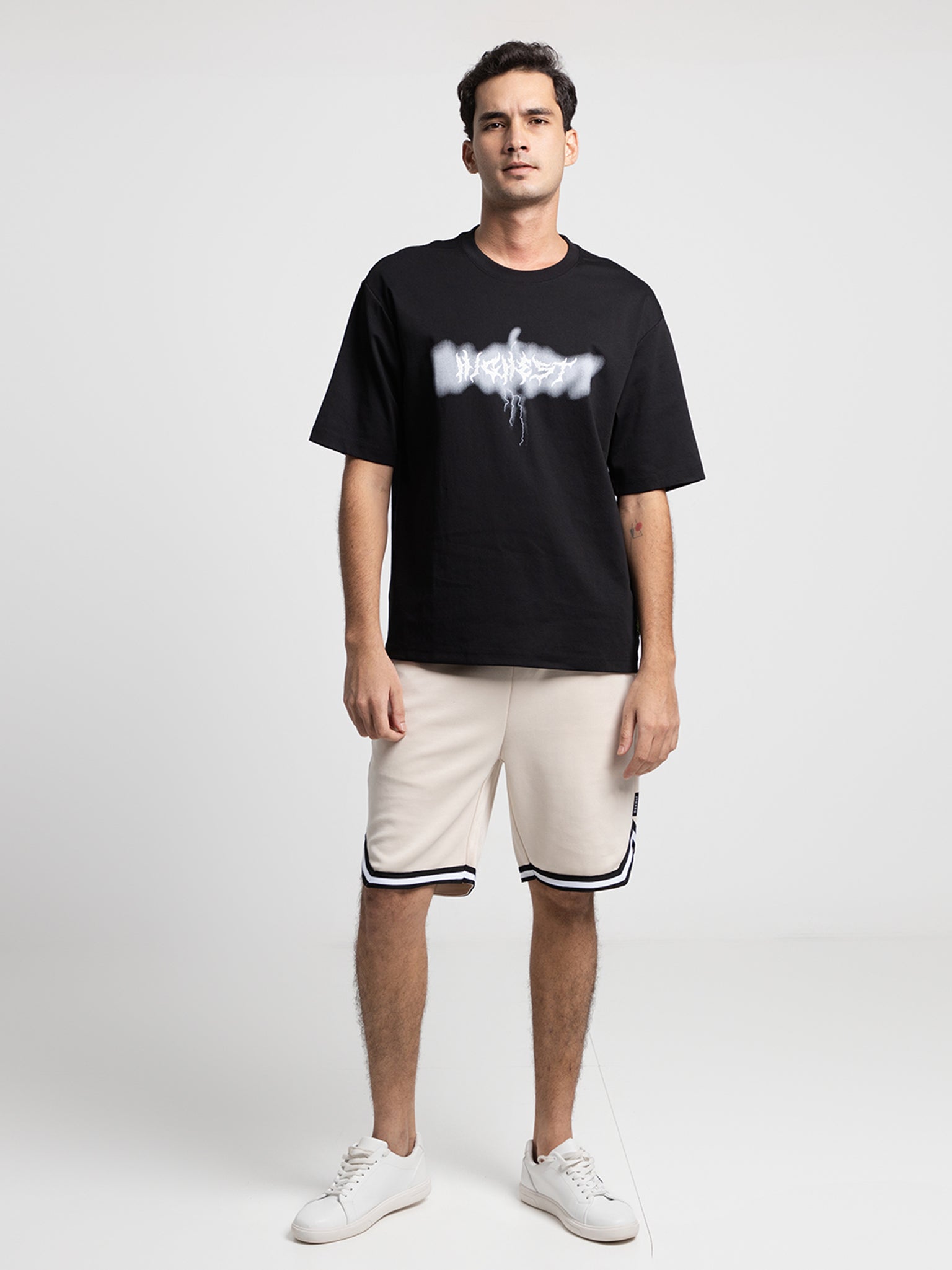 DEEDAT Regular Fit Short - Beige