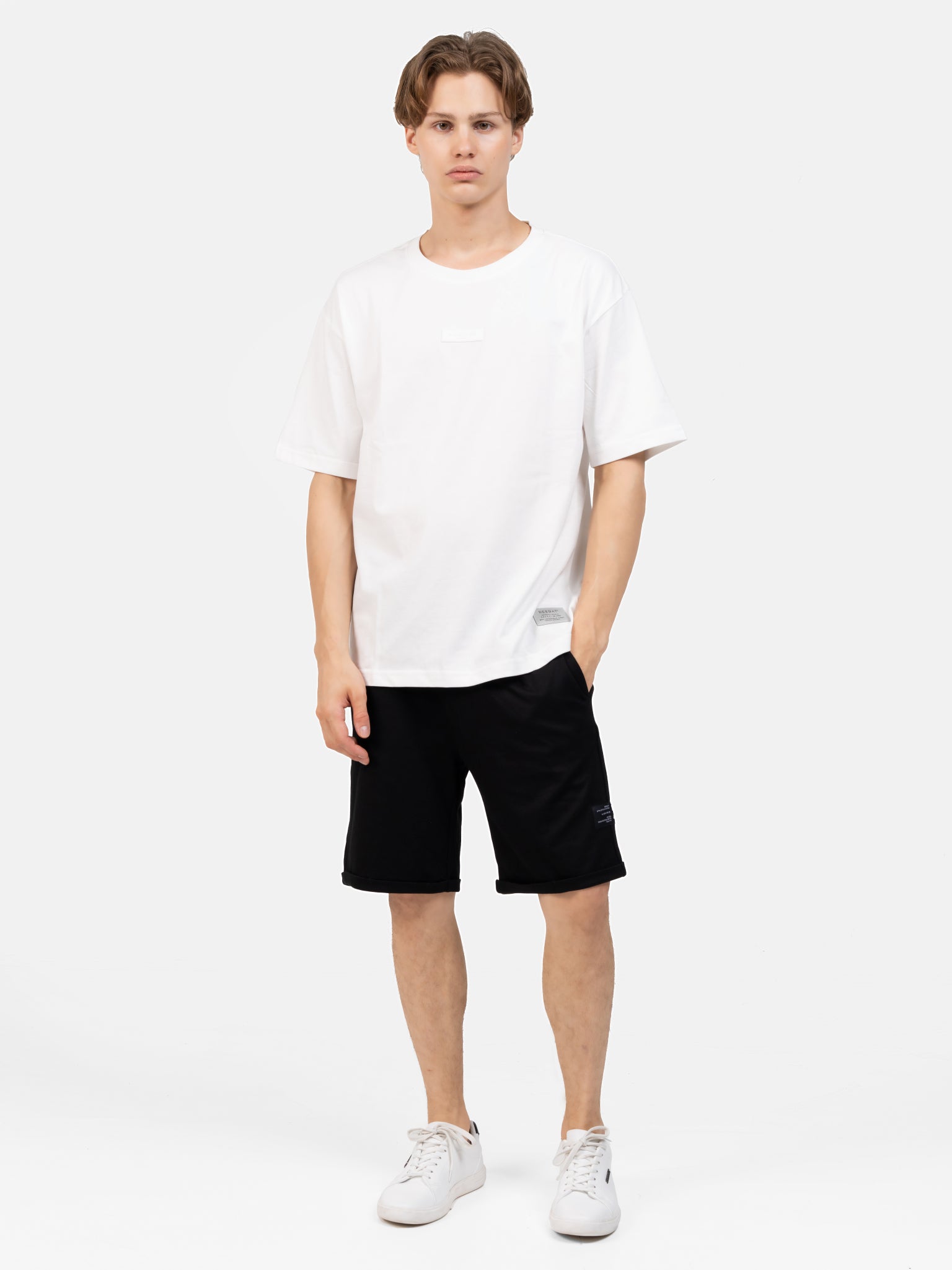 DEEDAT Oversized Short Sleeve Crew Neck Tee - White