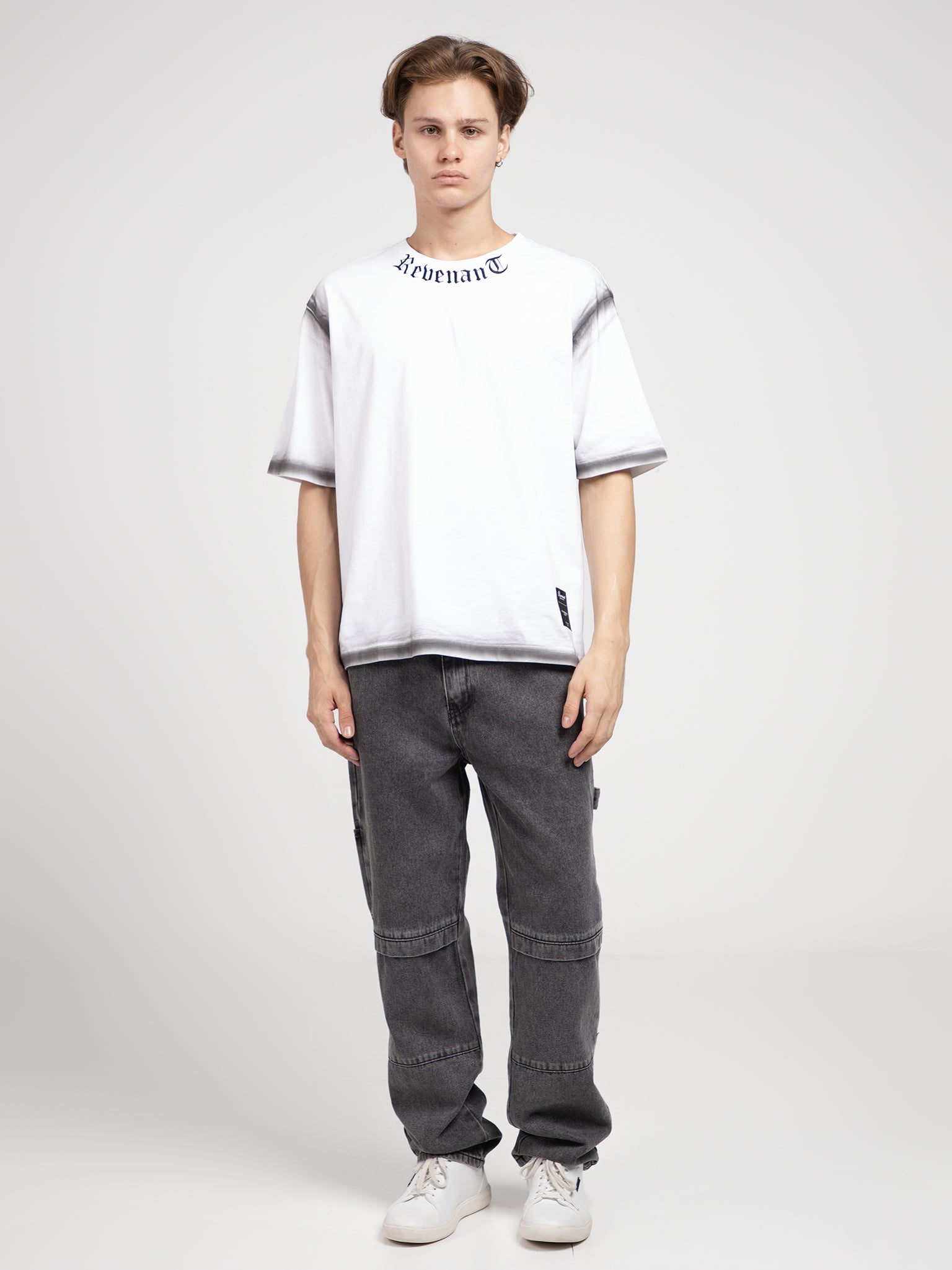 DEEDAT REVENANT Oversize Short Sleeve Tees - White