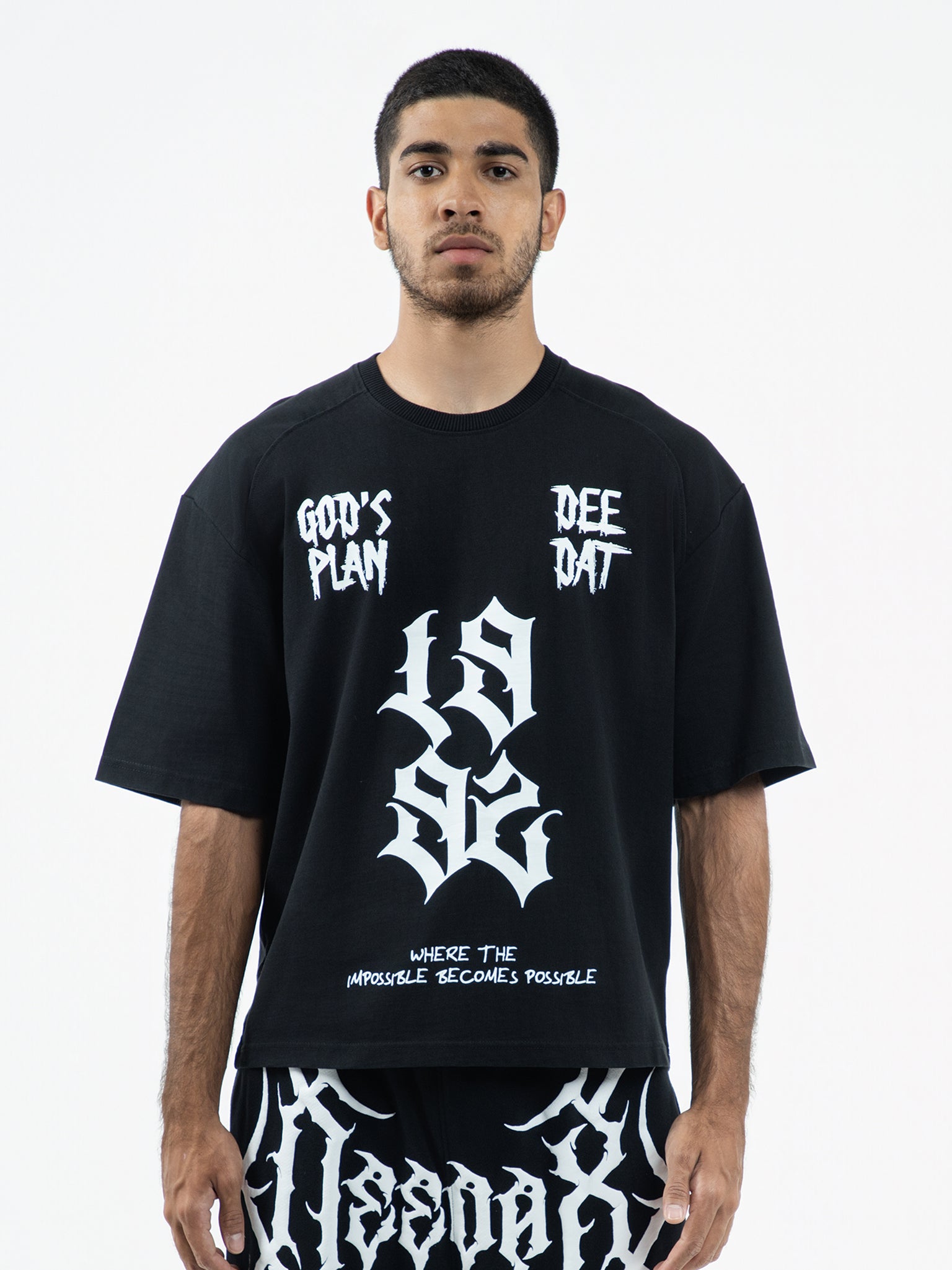 DEEDAT GOD'S PLAN CROPPED Oversized Tees - Black