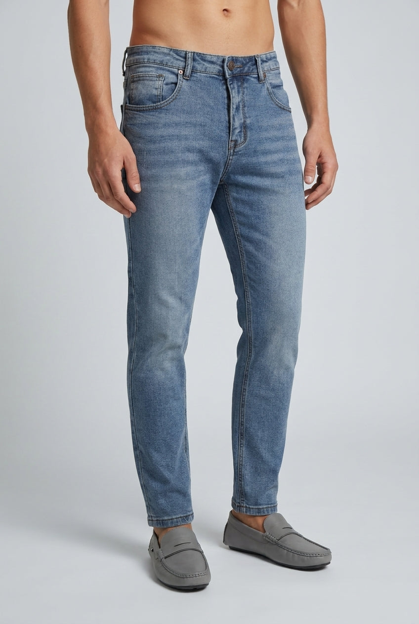 DEEDAT Tapered Fit Jeans - Blue