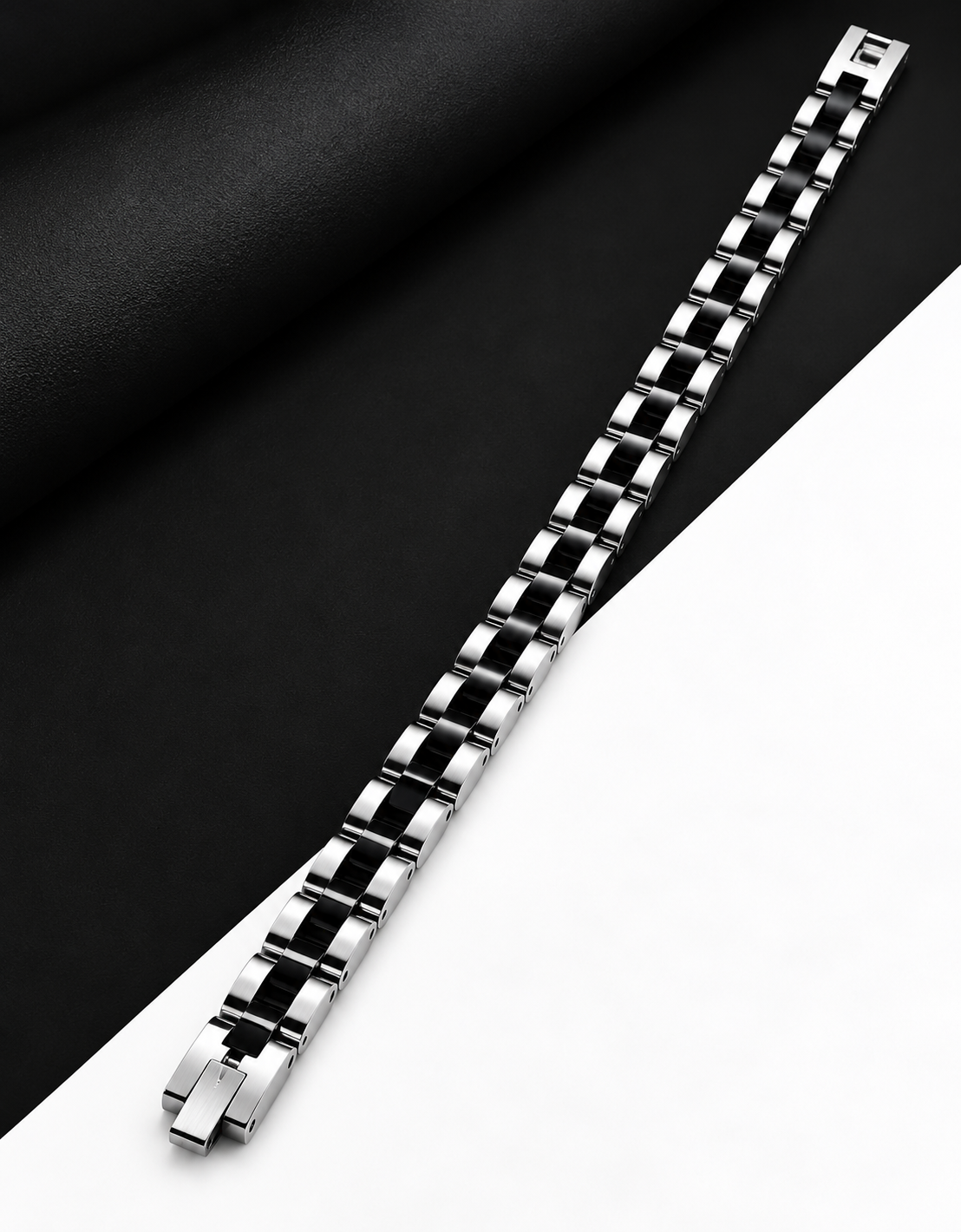DEEDAT Stainless Steel Clip Bracelet - Black