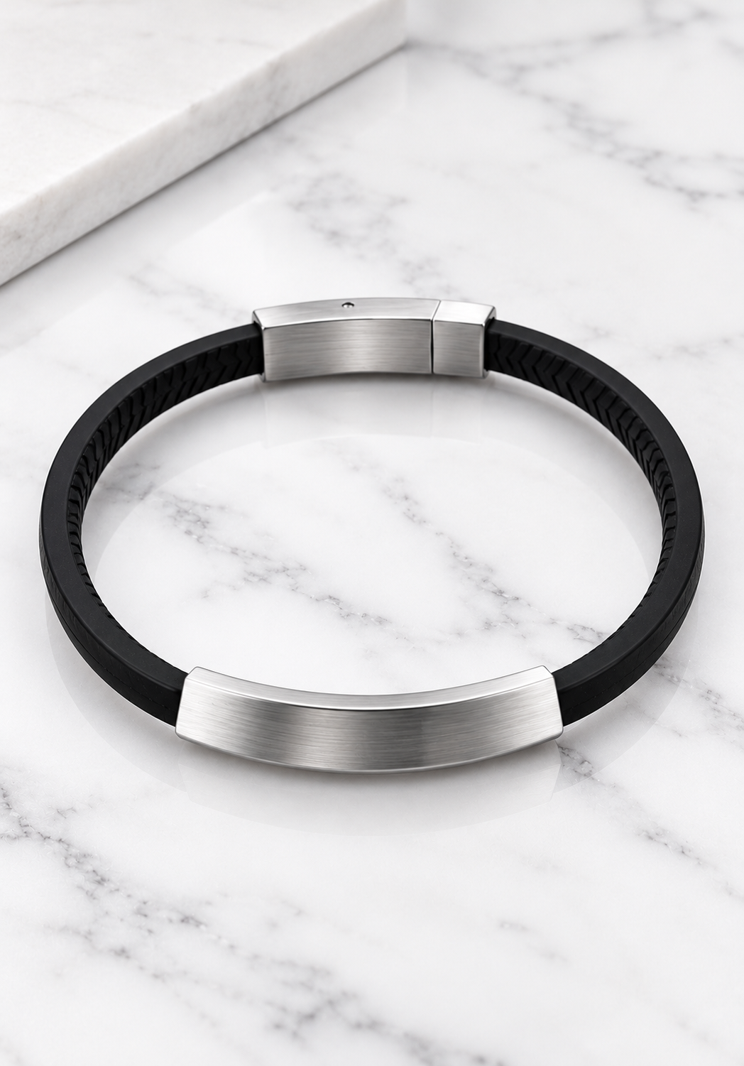 DEEDAT Leather Bracelet - Silver