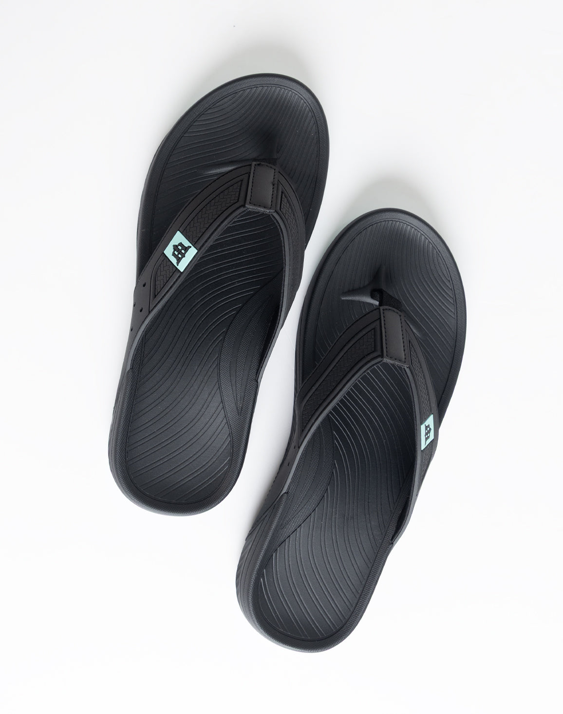 DEEDAT Hyper Slipper - Black
