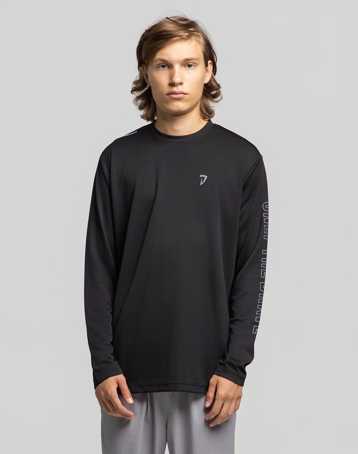 DEEDAT Performance Wear Regular Fit Tee - Black