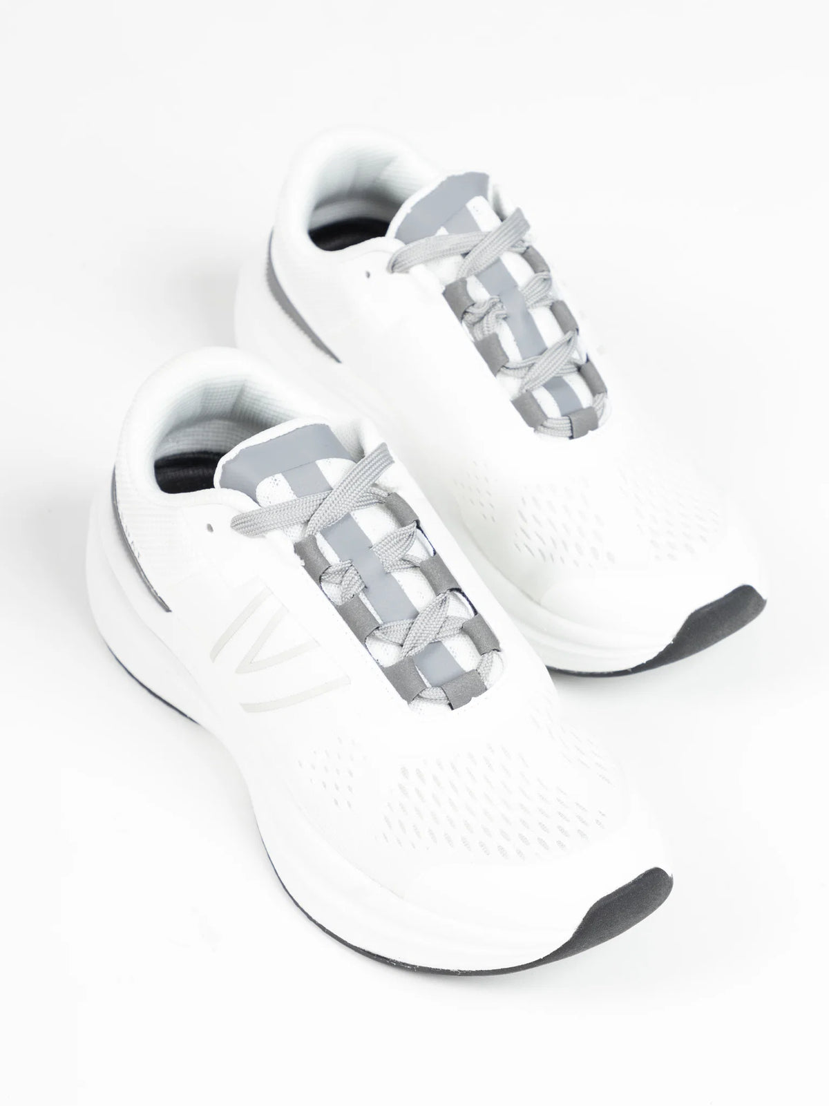 DEEDAT Men's Sports Running Shoe - White