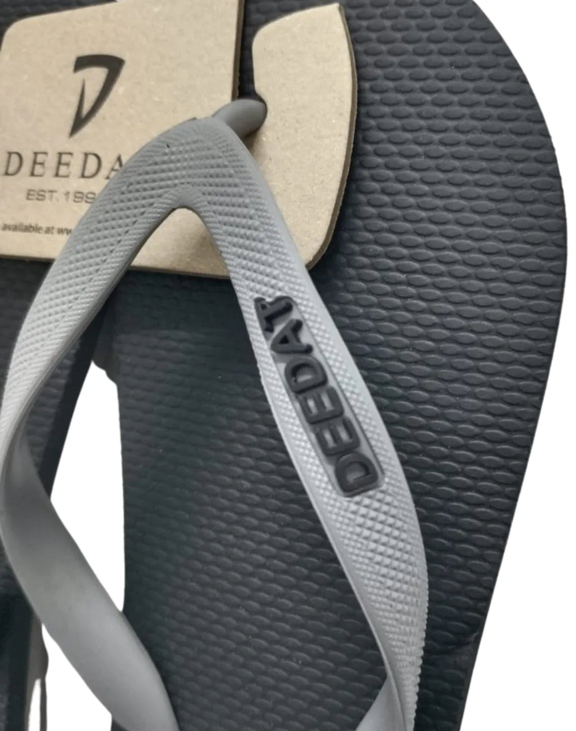 DEEDAT V-Strap Flip Flops - Black & Grey