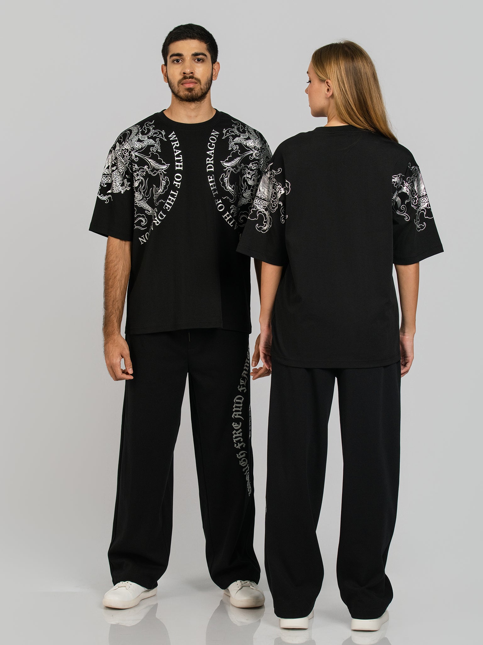 DEEDAT WINGS OF FIRE WALKER Oversized Tees - Black