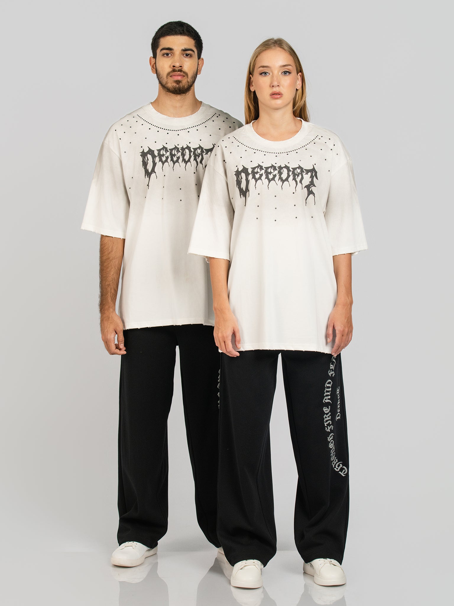 DEEDAT DEETOPIA WALKER Oversized Tees - White