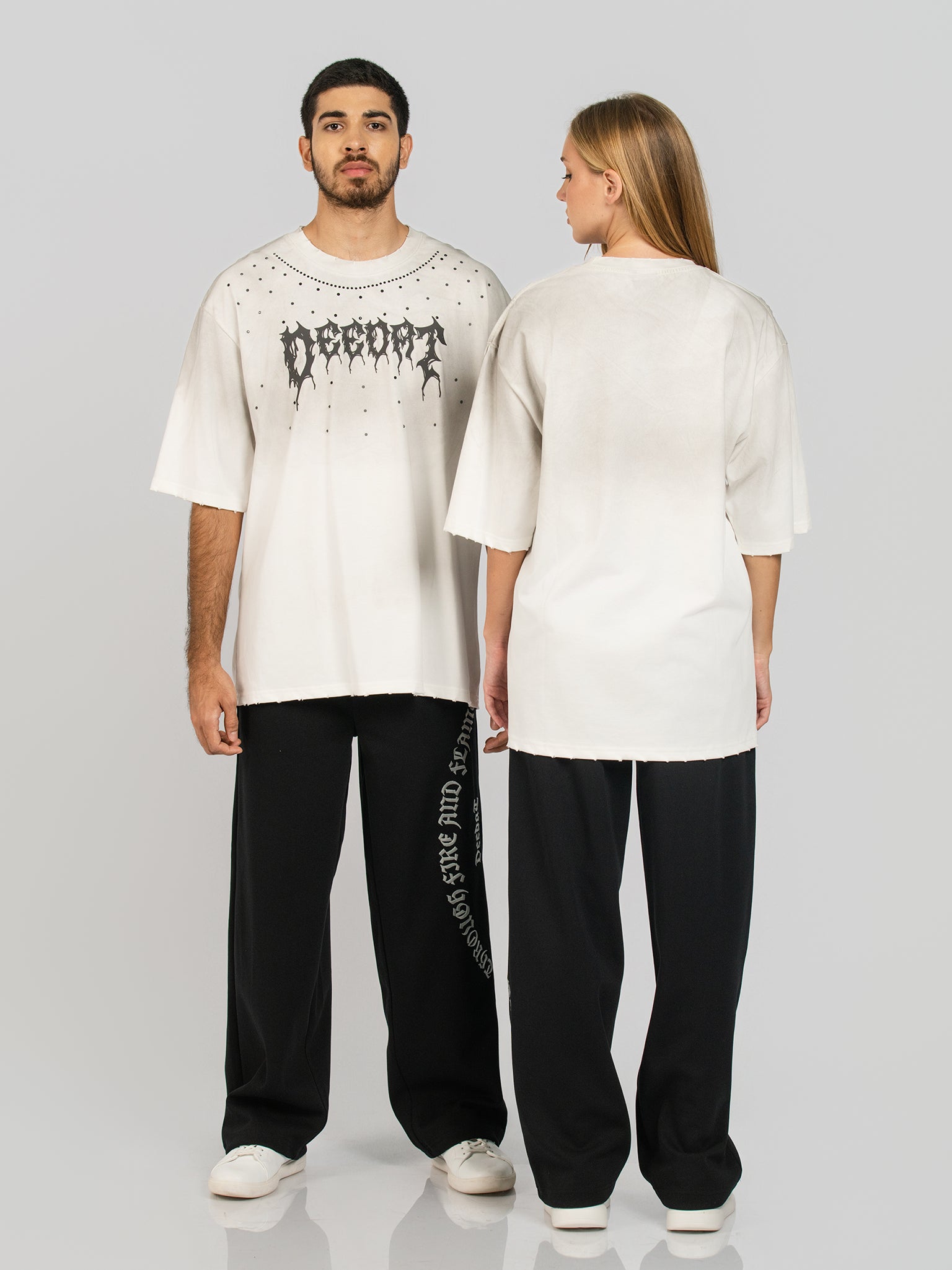 DEEDAT DEETOPIA WALKER Oversized Tees - White