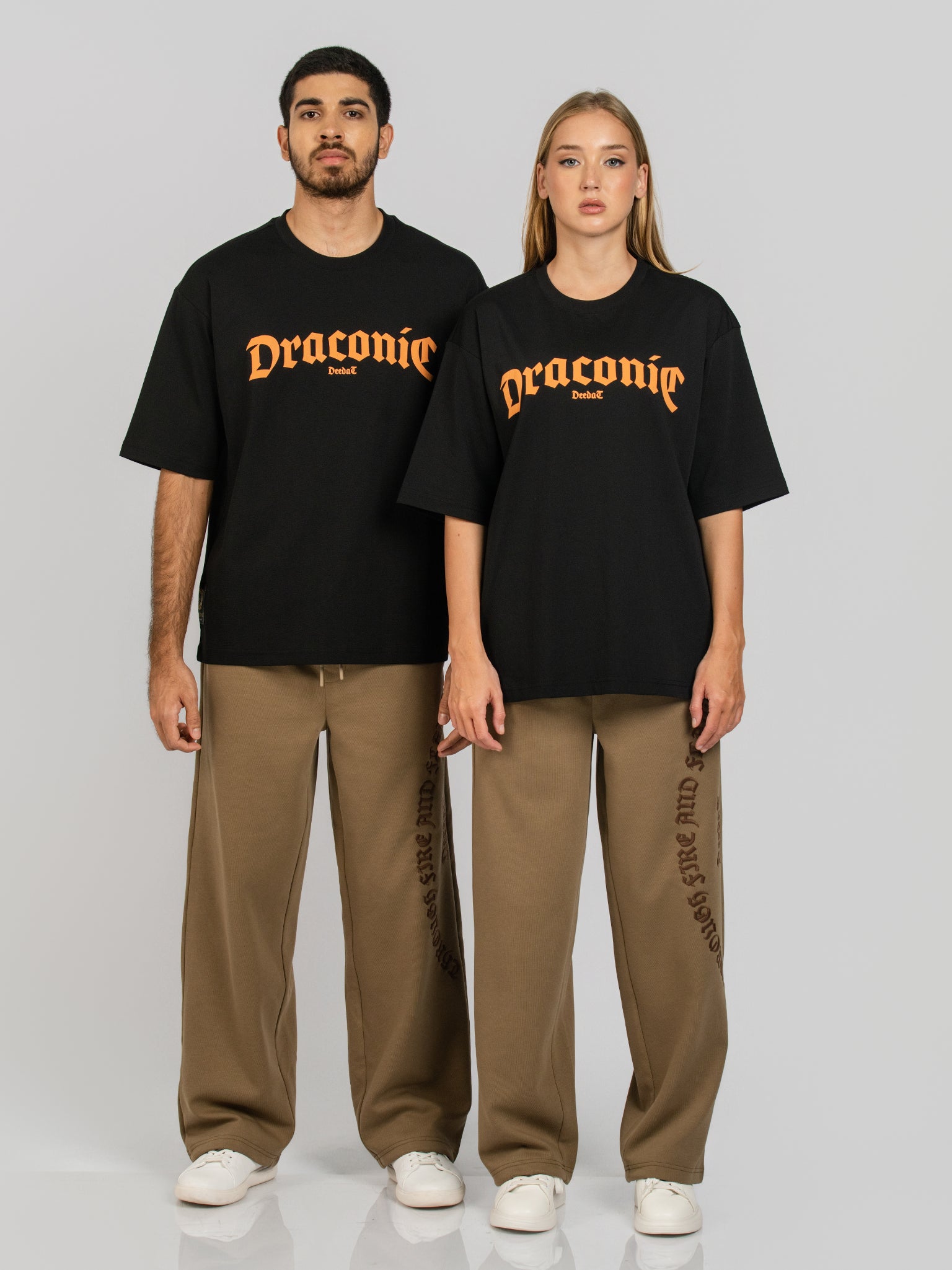 DEEDAT WINGS OF FIRE WALKER Oversized Tees - Black