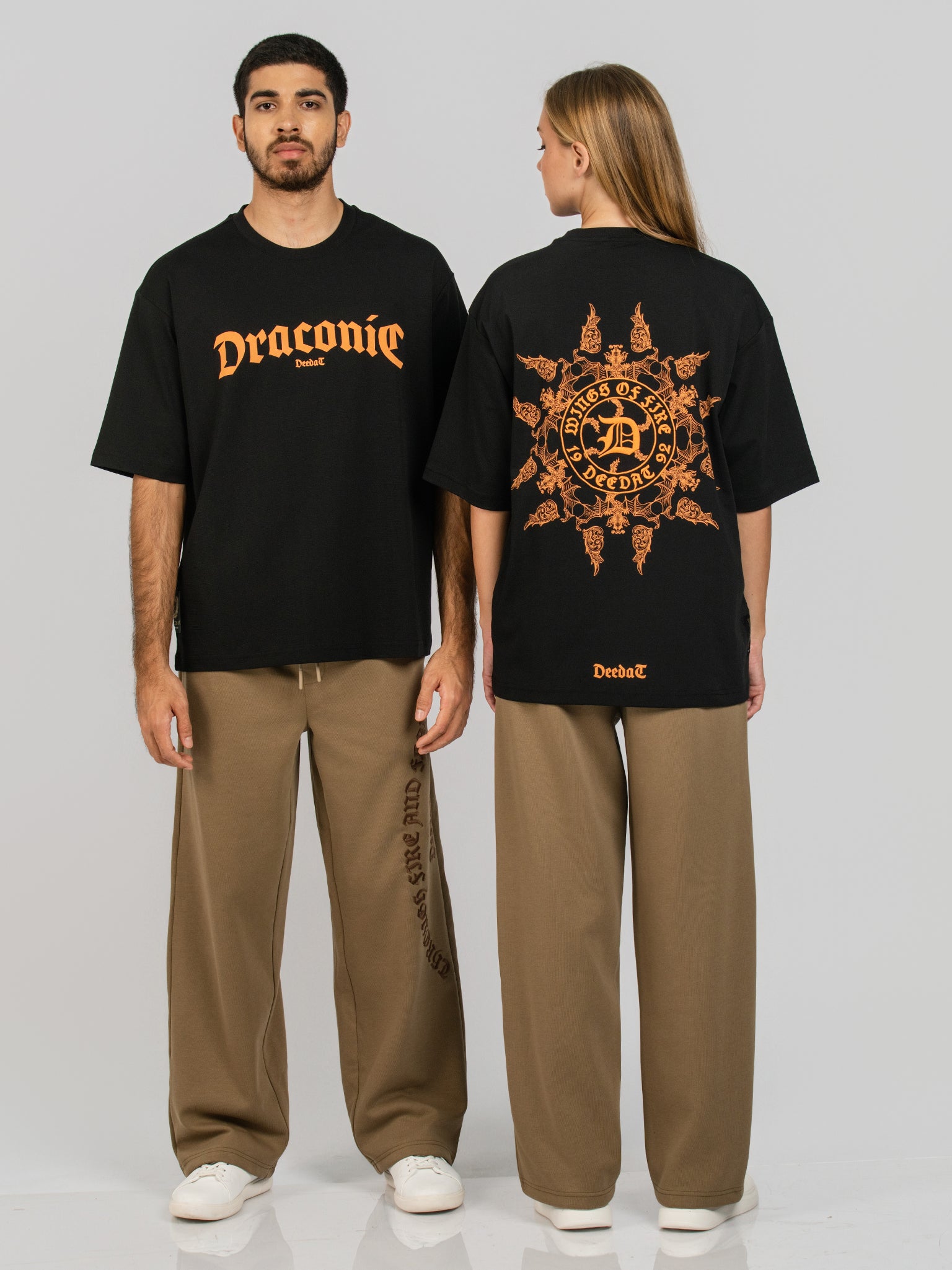DEEDAT WINGS OF FIRE WALKER Oversized Tees - Black