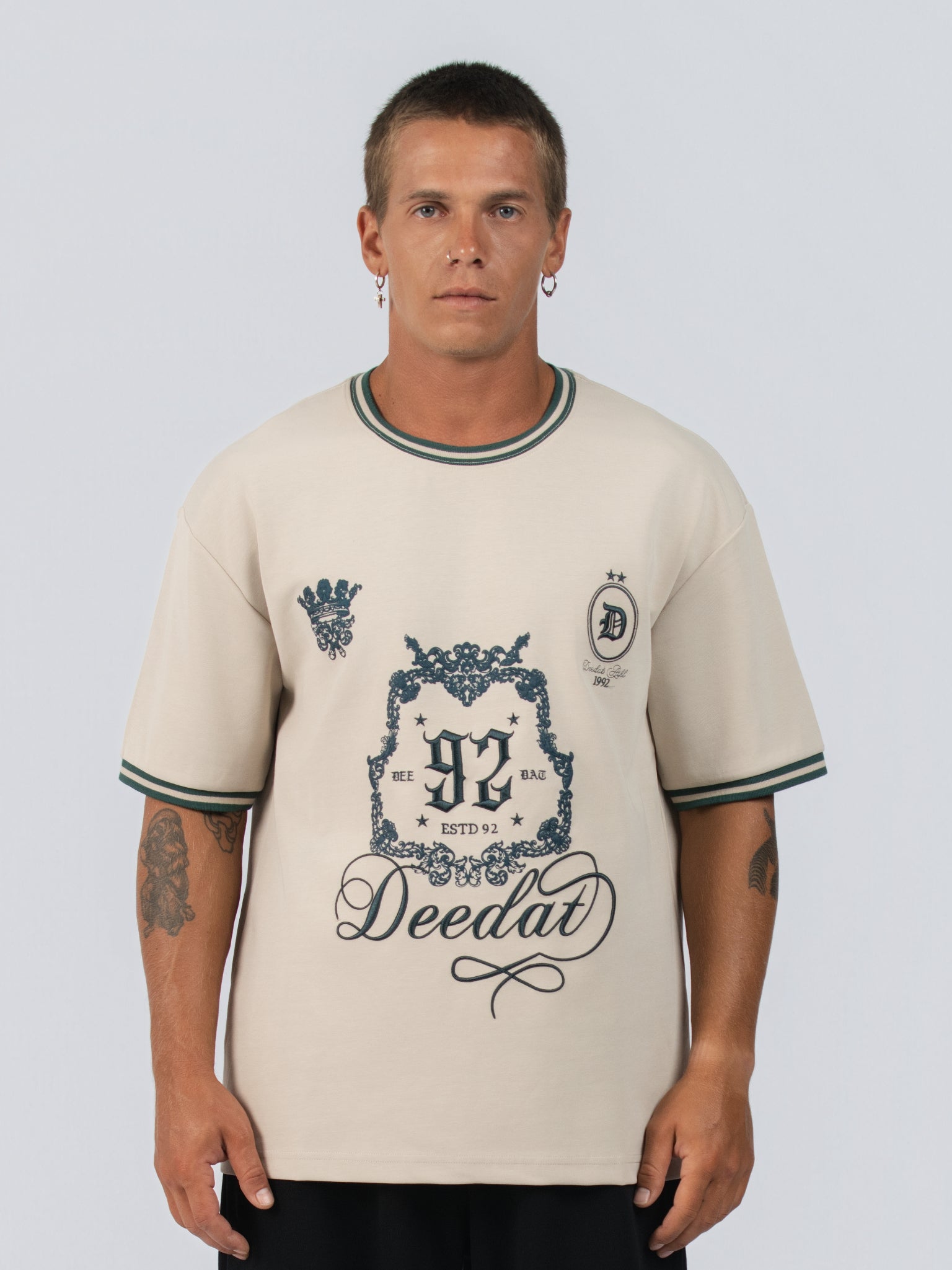 DEEDAT MNML WRLD MAVERICK Oversized Tee Shirt - Beige