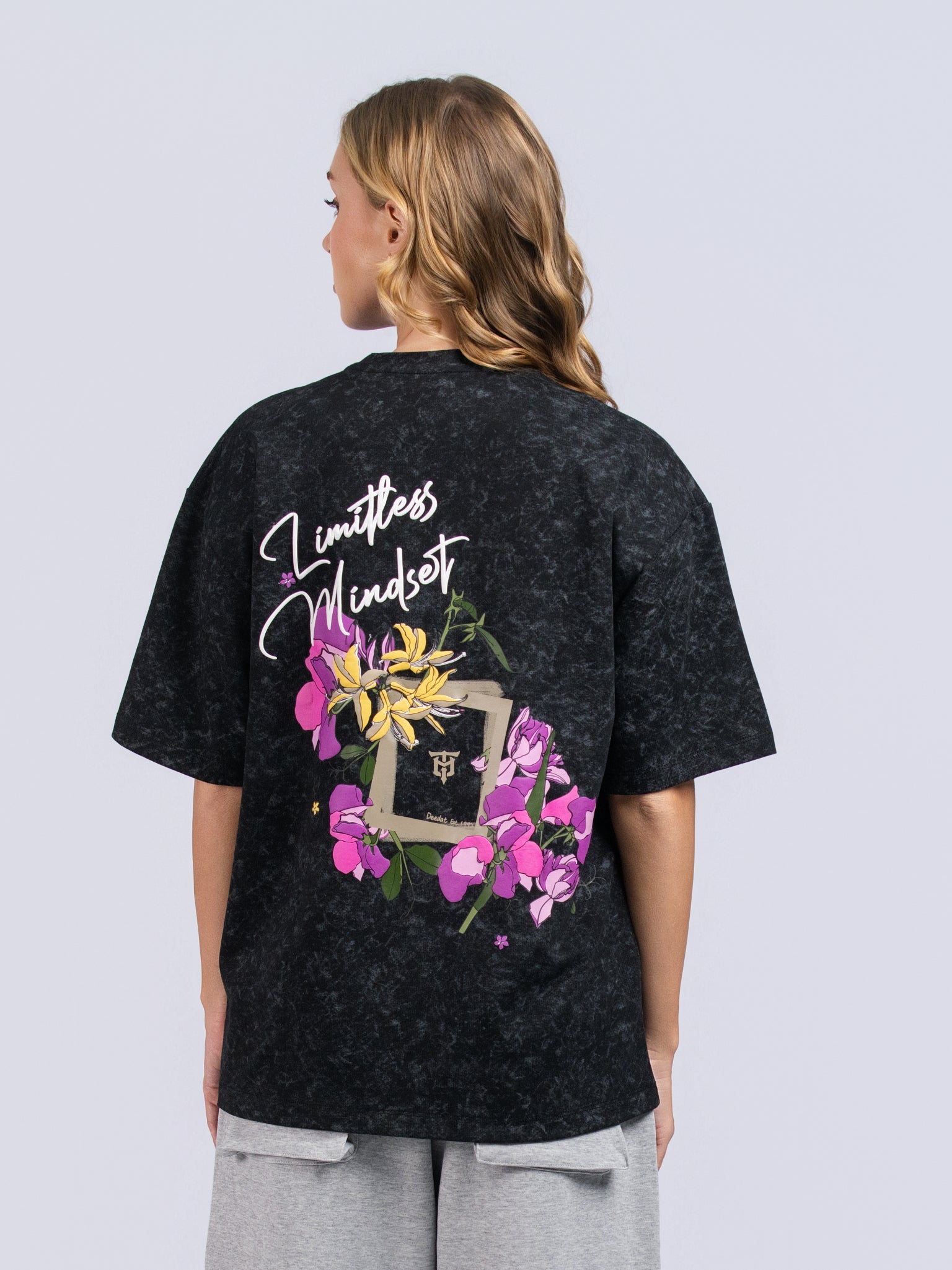 DEEDAT Women's Oversized Tees - Black