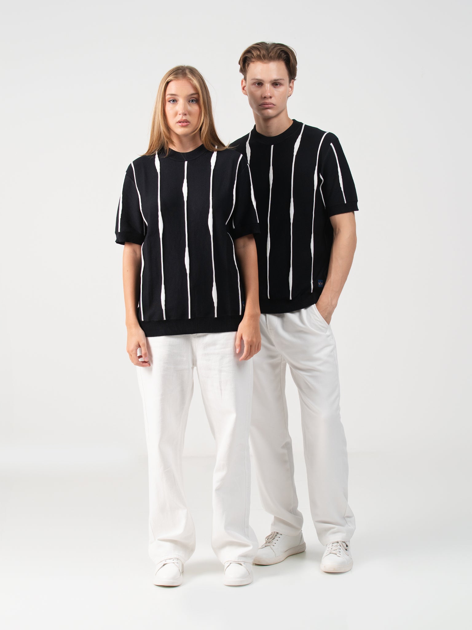 DEEDAT PORTOFINO Short Sleeve Regular Fit Tee Shirt - Black